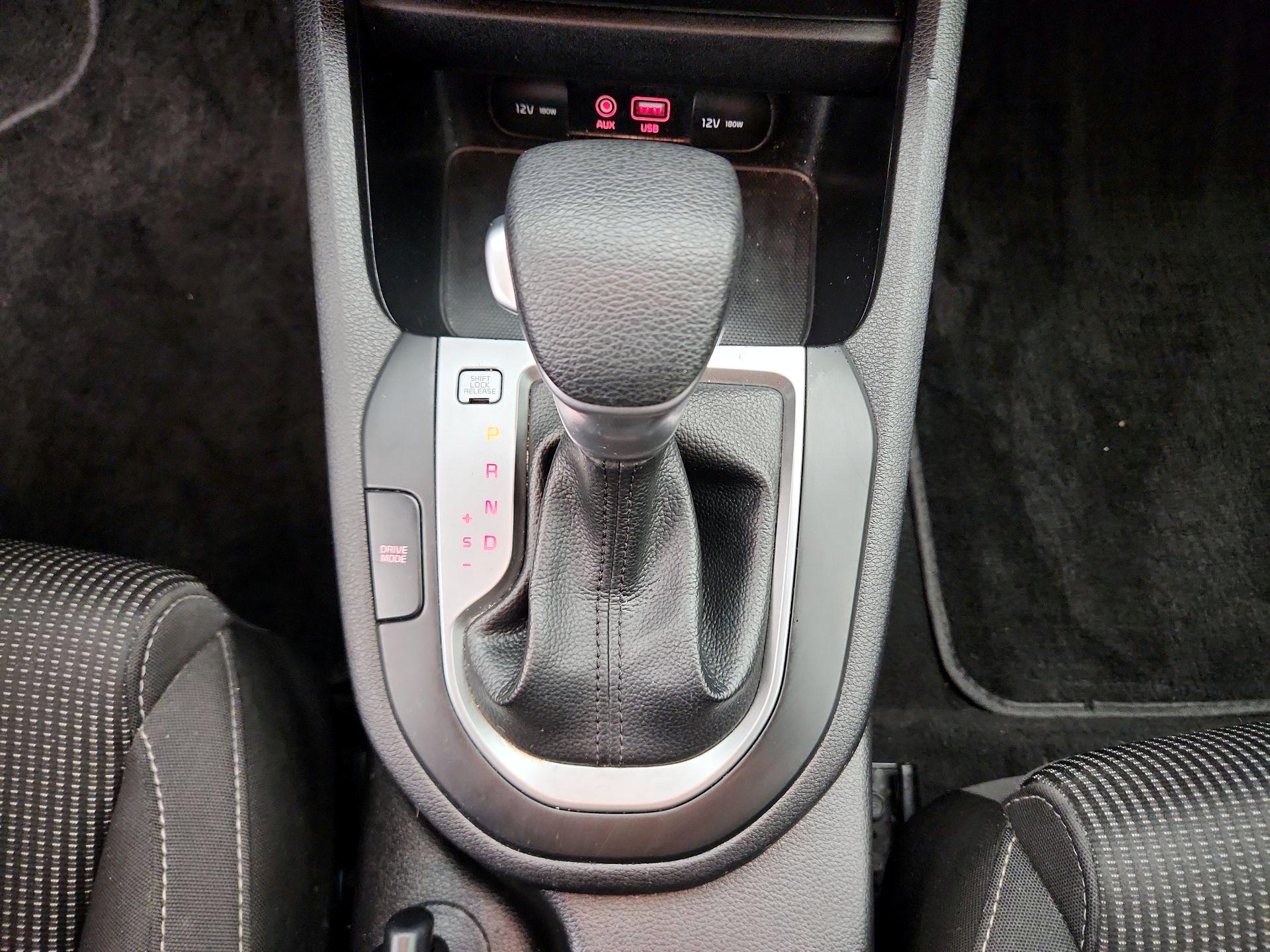 Thumbnail: 2019 Kia Forte - 17