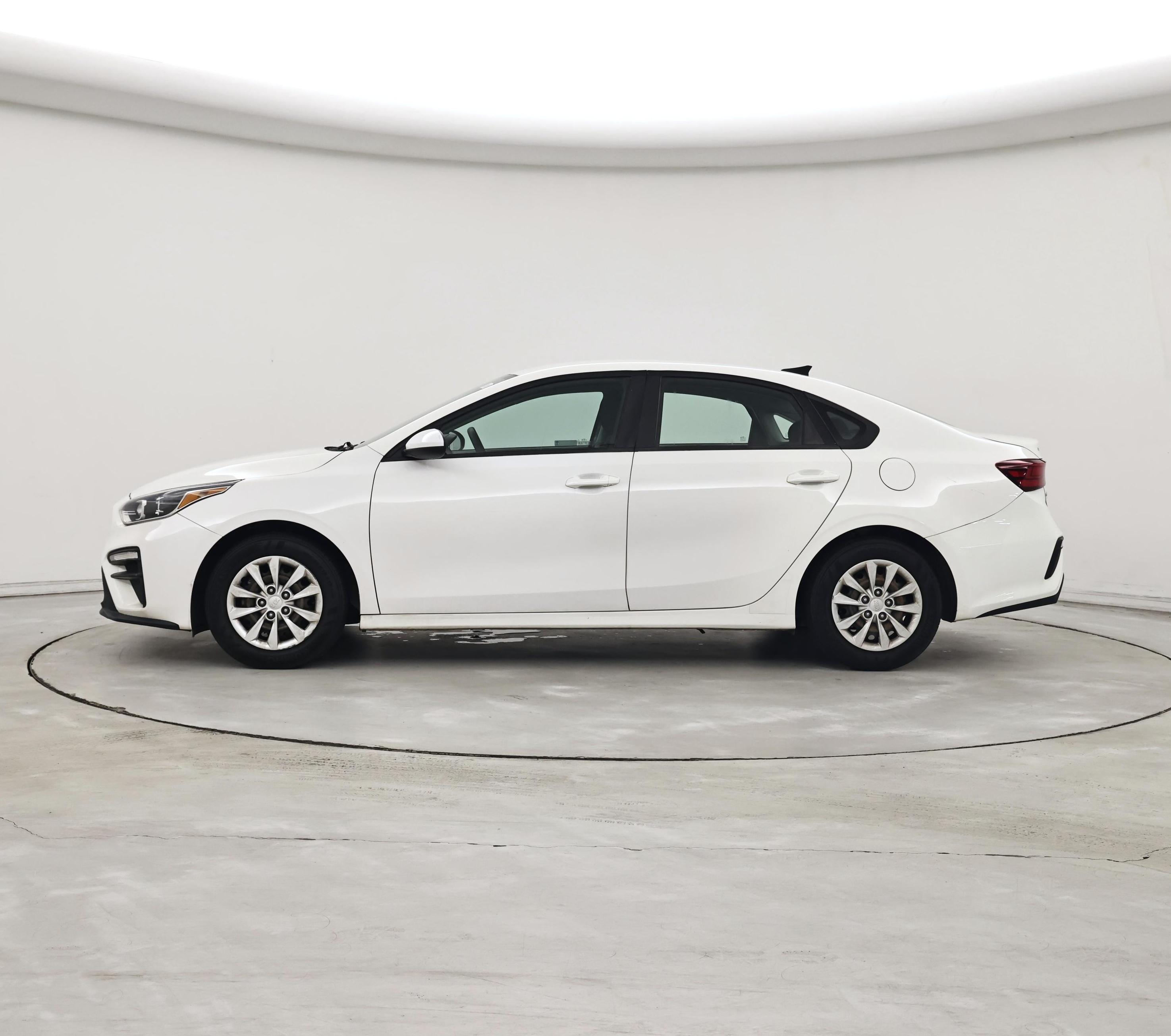 Thumbnail: 2019 Kia Forte - 3