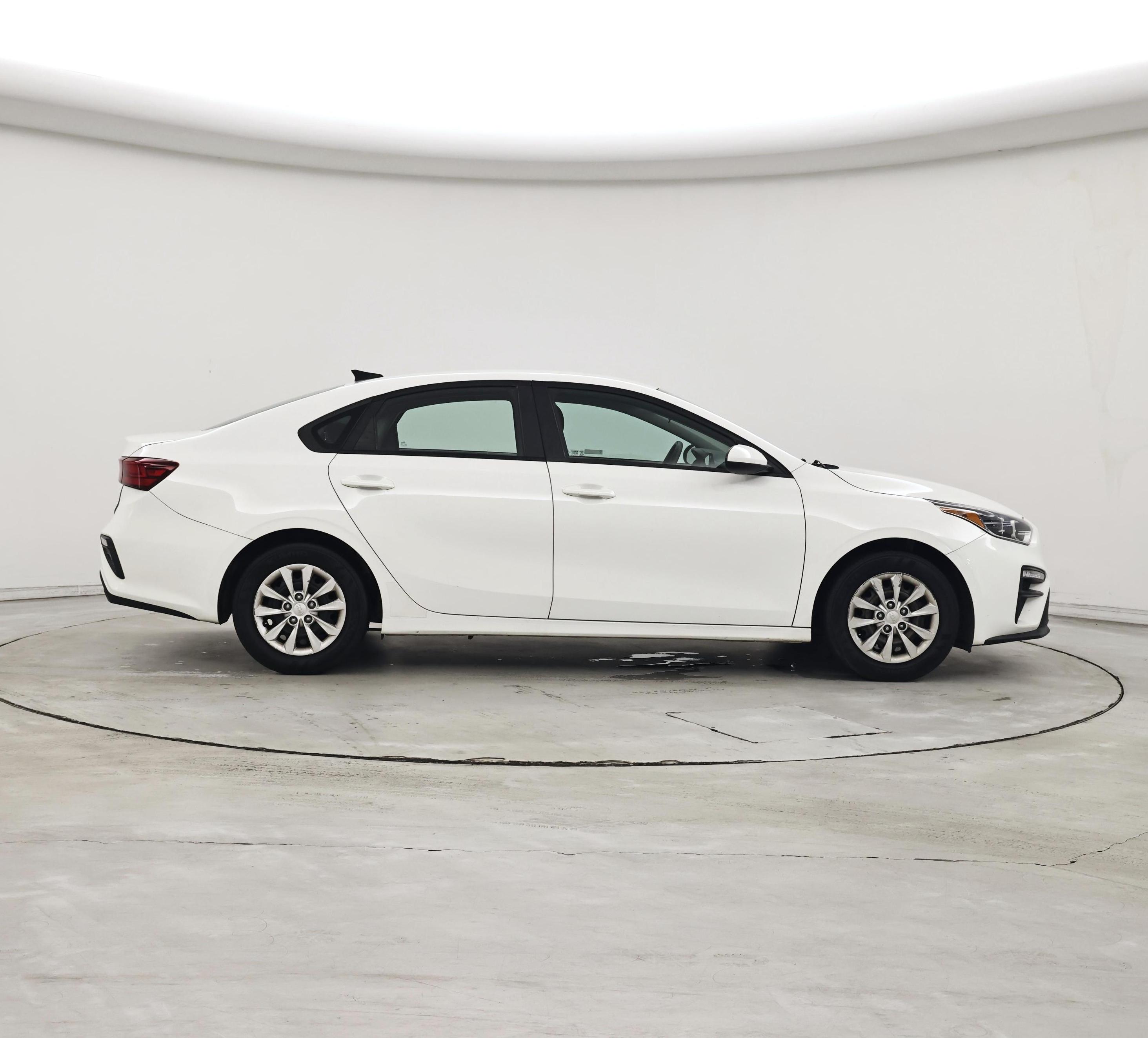 Thumbnail: 2019 Kia Forte - 7
