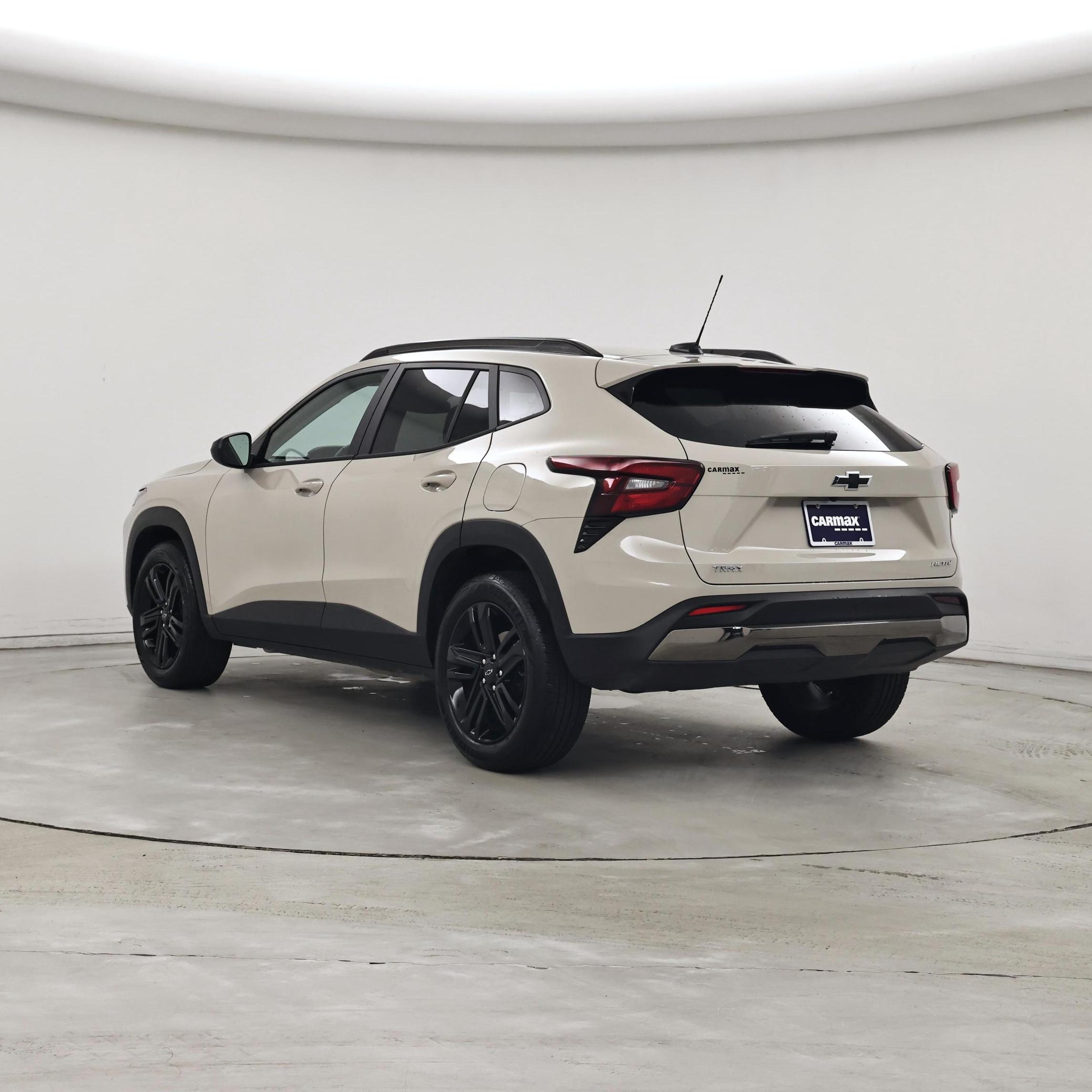 Thumbnail: 2026 Chevrolet Trax - 2