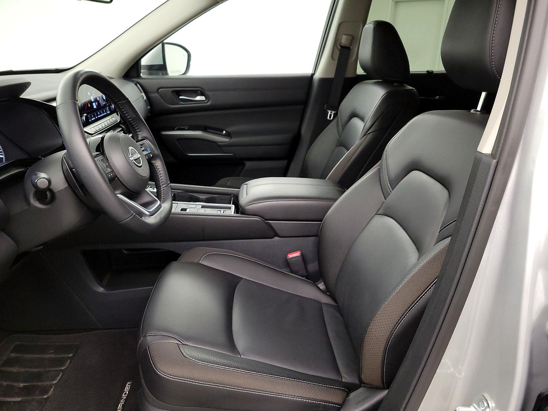 Thumbnail: 2025 Nissan Pathfinder - 11