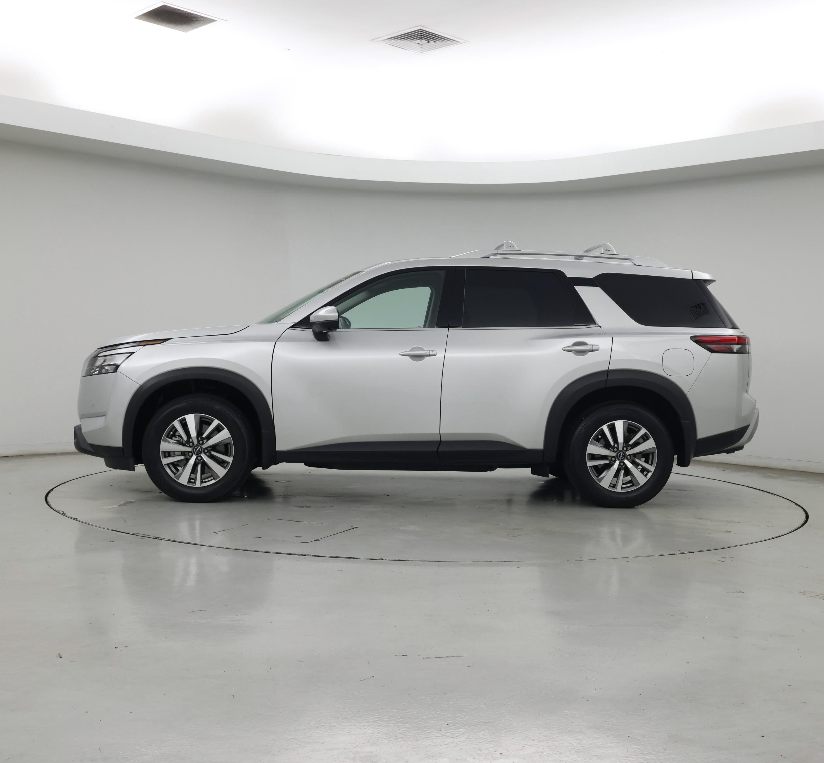 Thumbnail: 2025 Nissan Pathfinder - 3