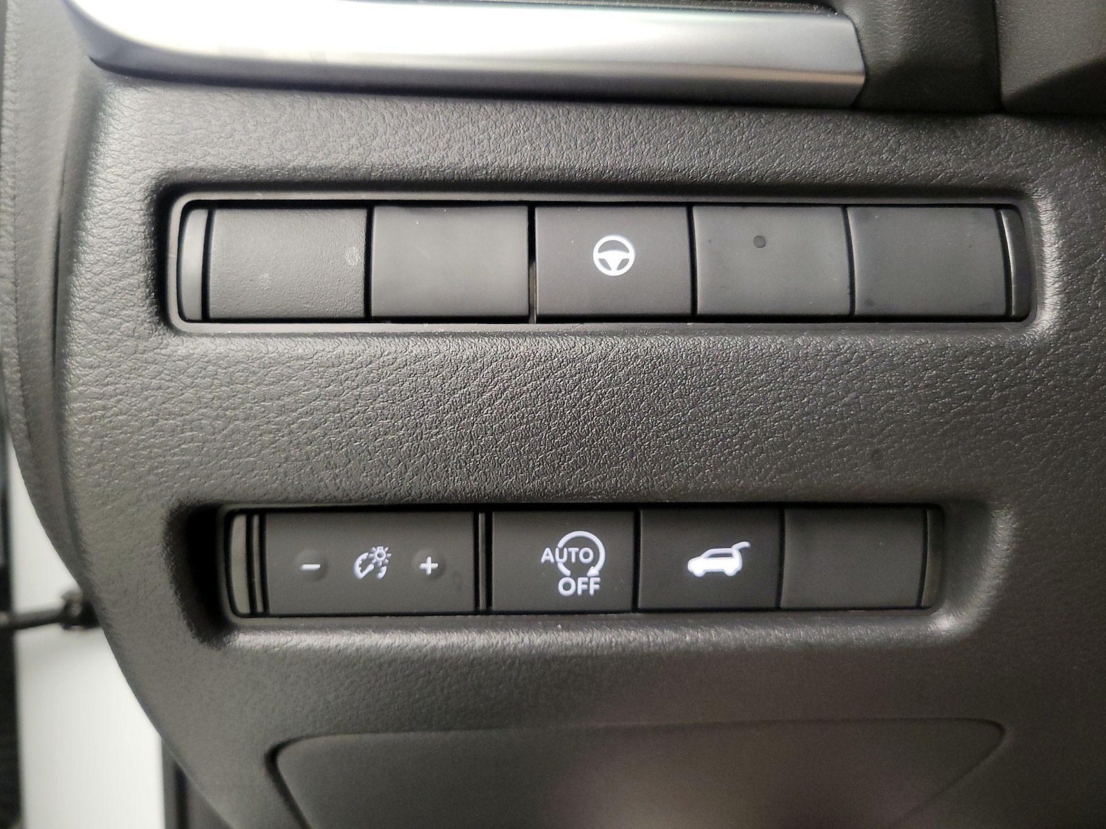2026 Nissan Rogue SV - Photo 14