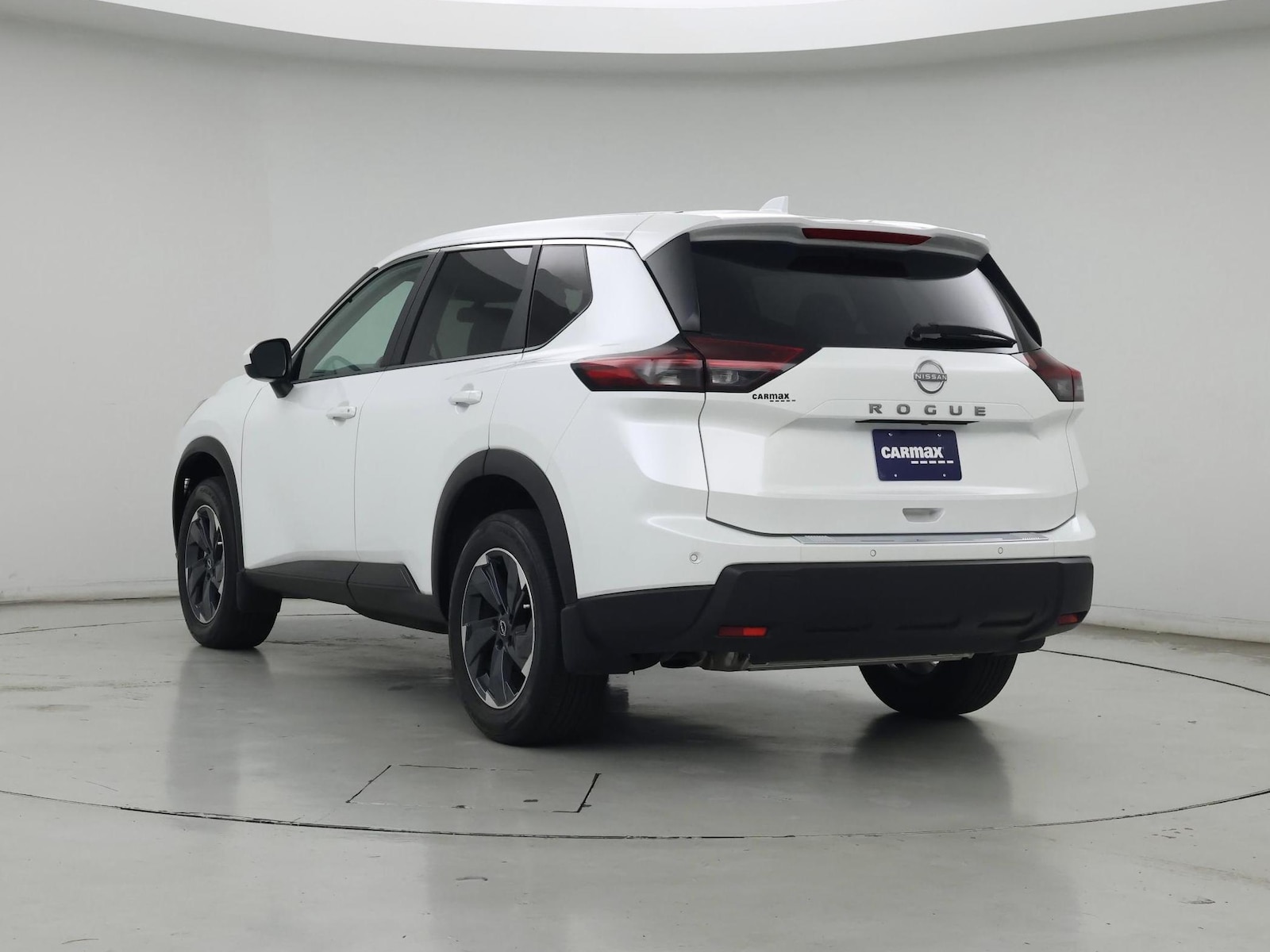 2026 Nissan Rogue SV - Photo 3