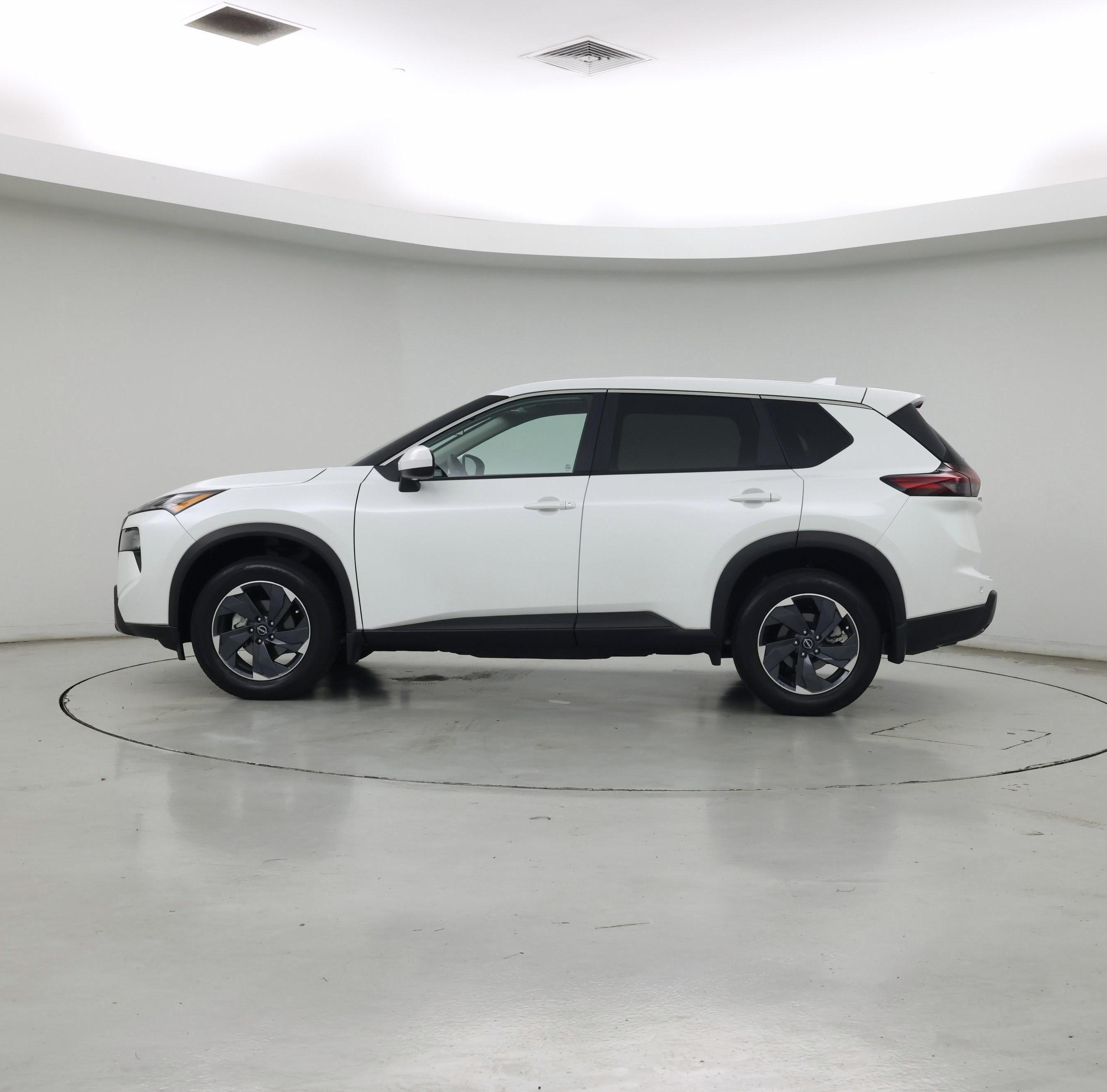 Thumbnail: 2026 Nissan Rogue - 3
