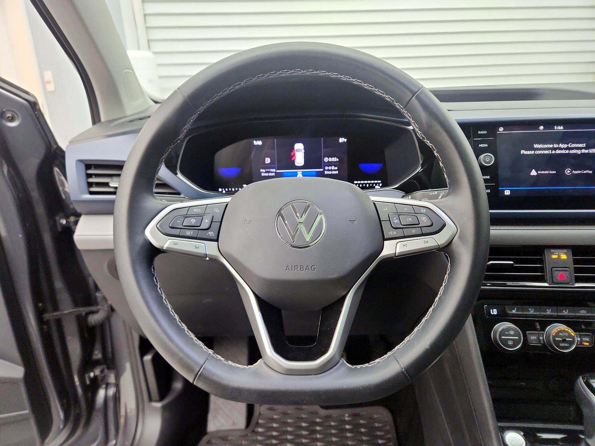 Thumbnail: 2024 Volkswagen Taos - 10
