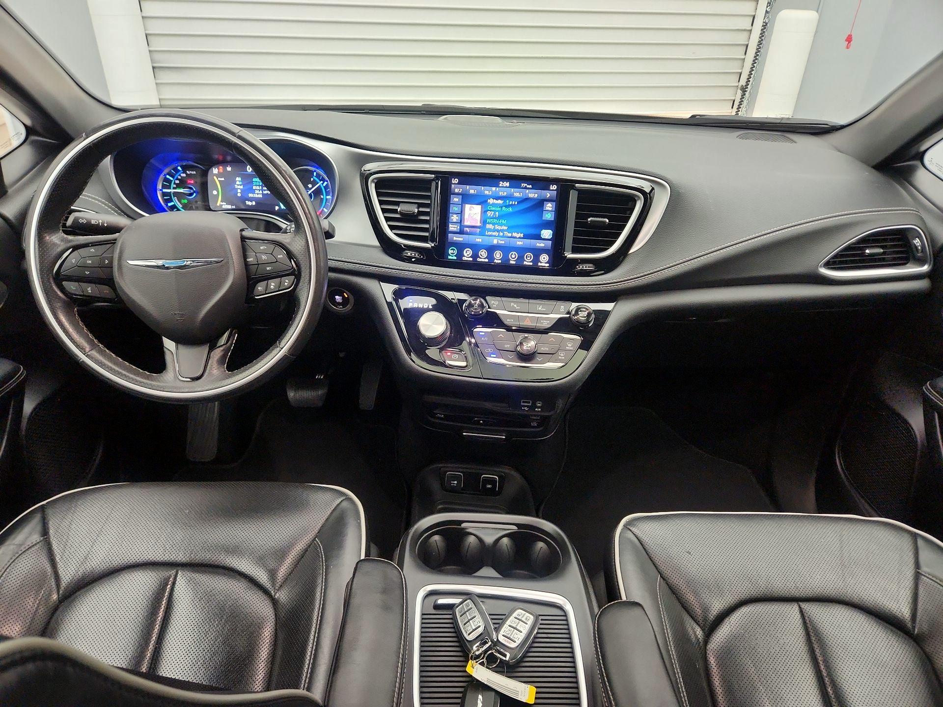 Thumbnail: 2020 Chrysler Pacifica - 9