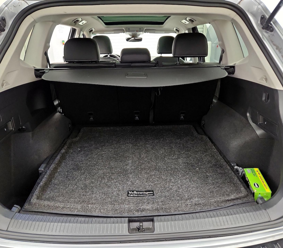 Trunk/Cargo (Seats Up)