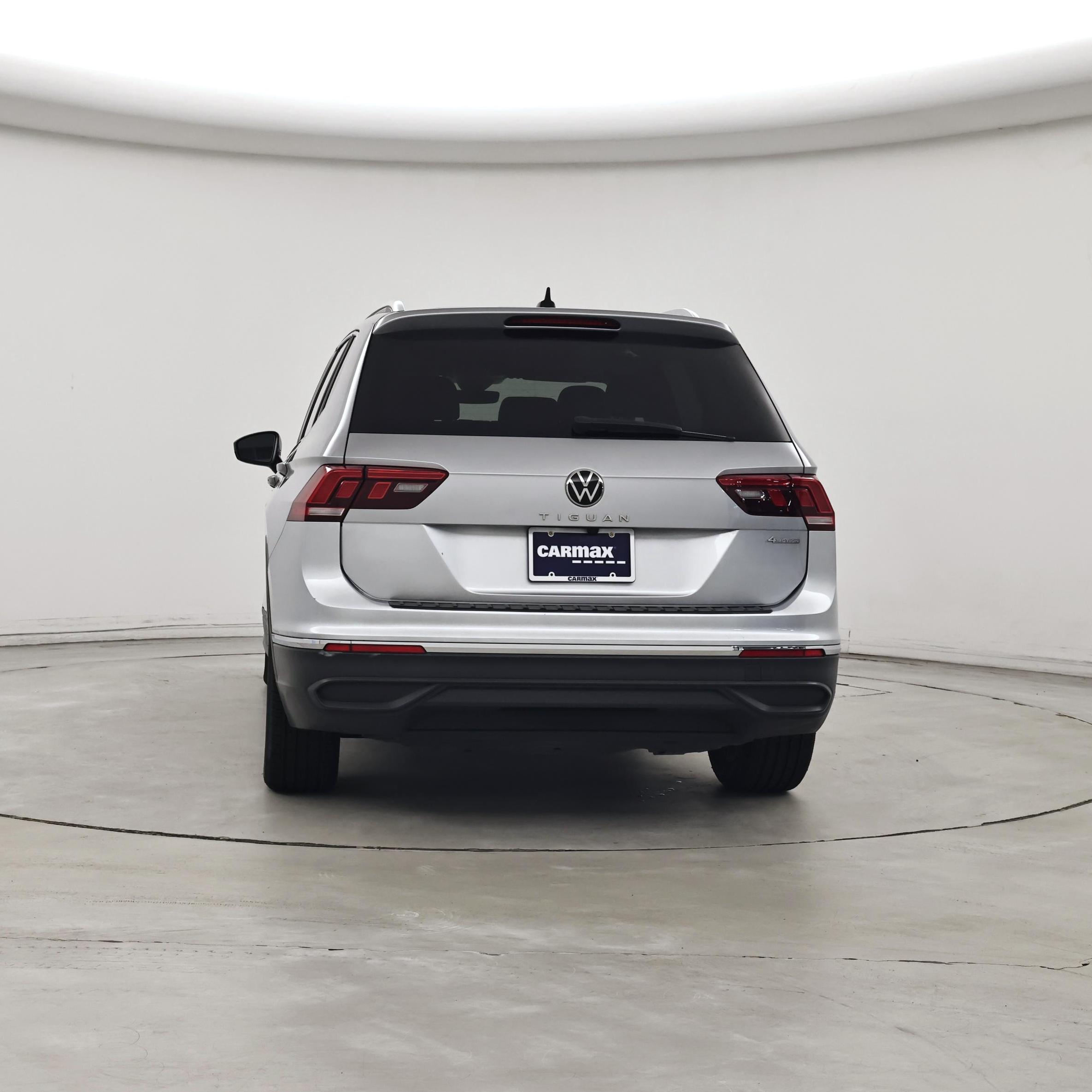 Thumbnail: 2023 Volkswagen Tiguan - 6