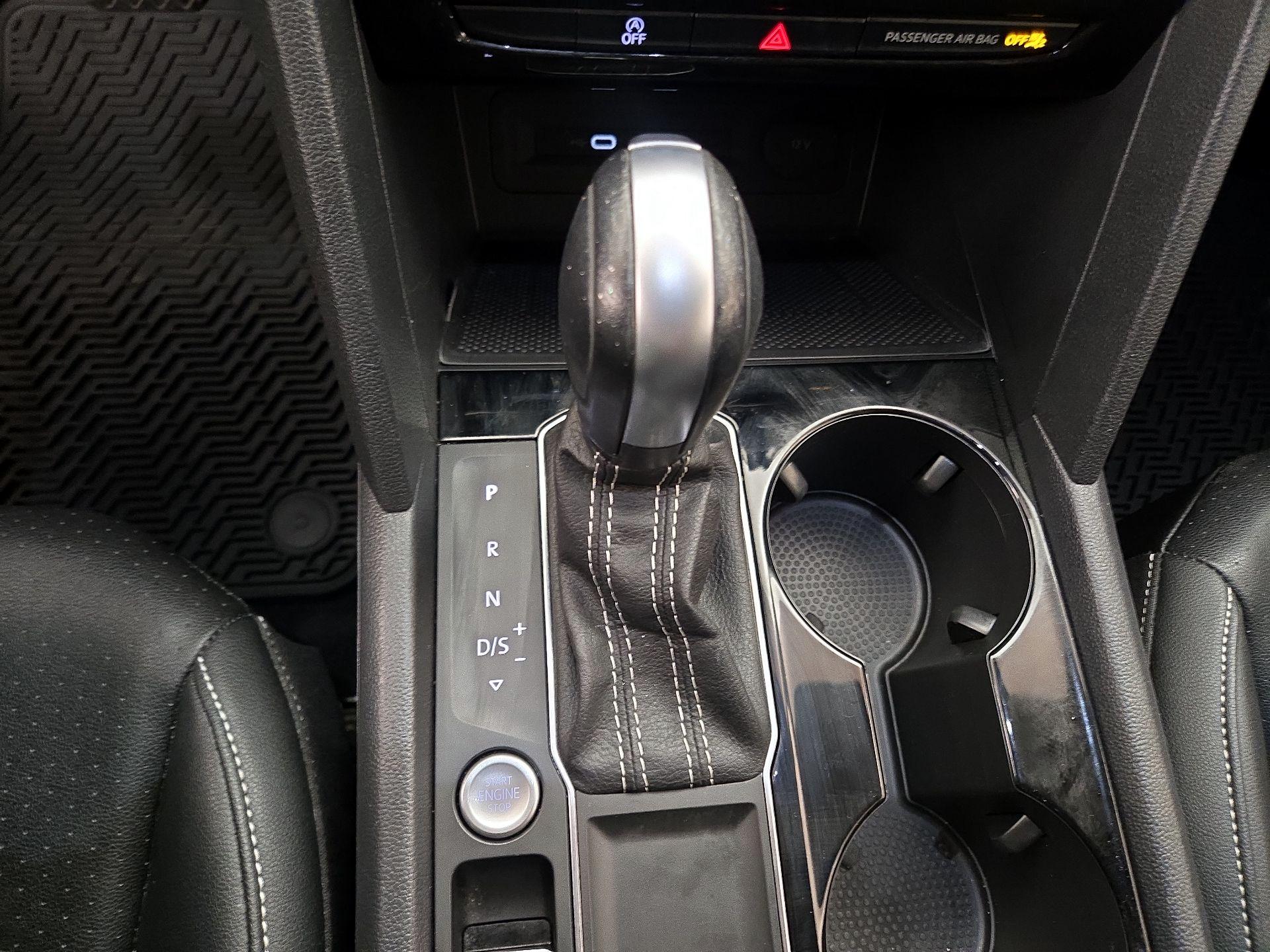 Thumbnail: 2023 Volkswagen Atlas - 17