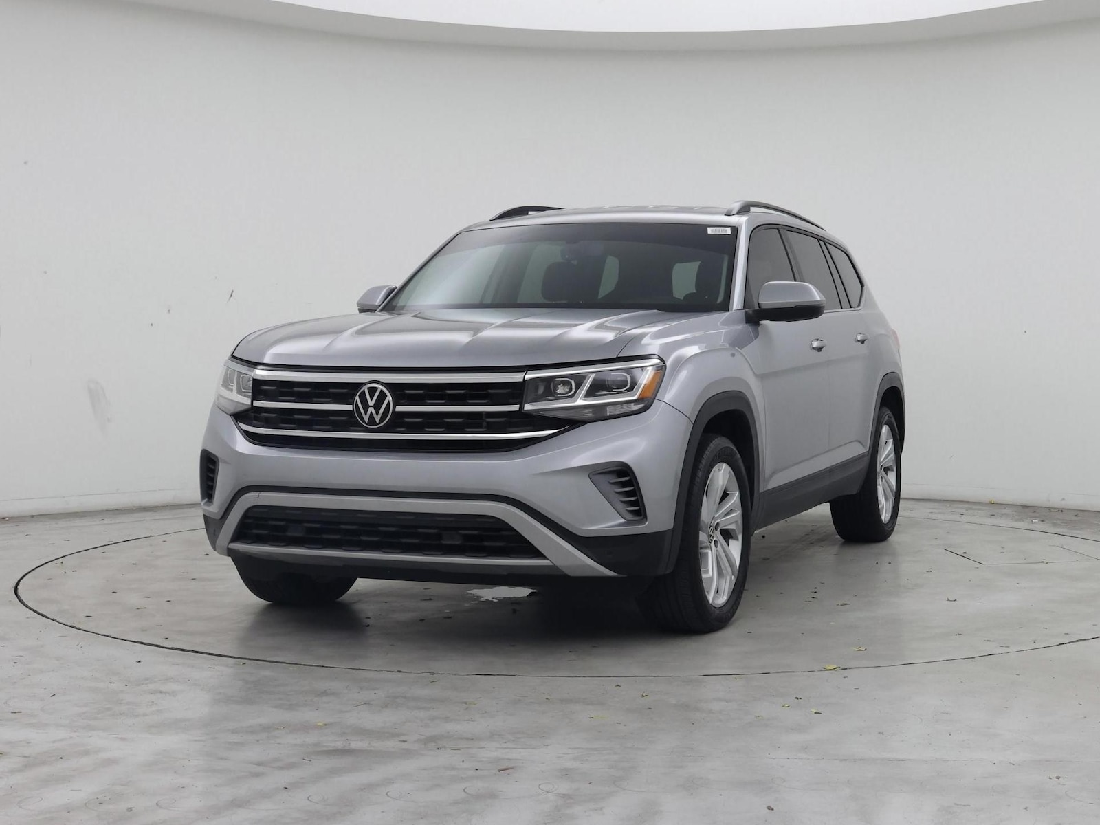 2023 Volkswagen Atlas SE w/Tech - Photo 5