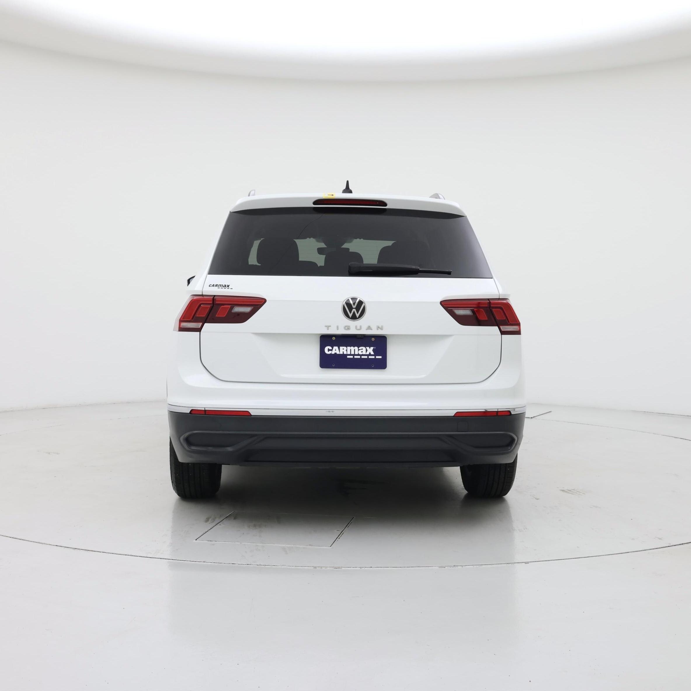 Thumbnail: 2023 Volkswagen Tiguan - 6