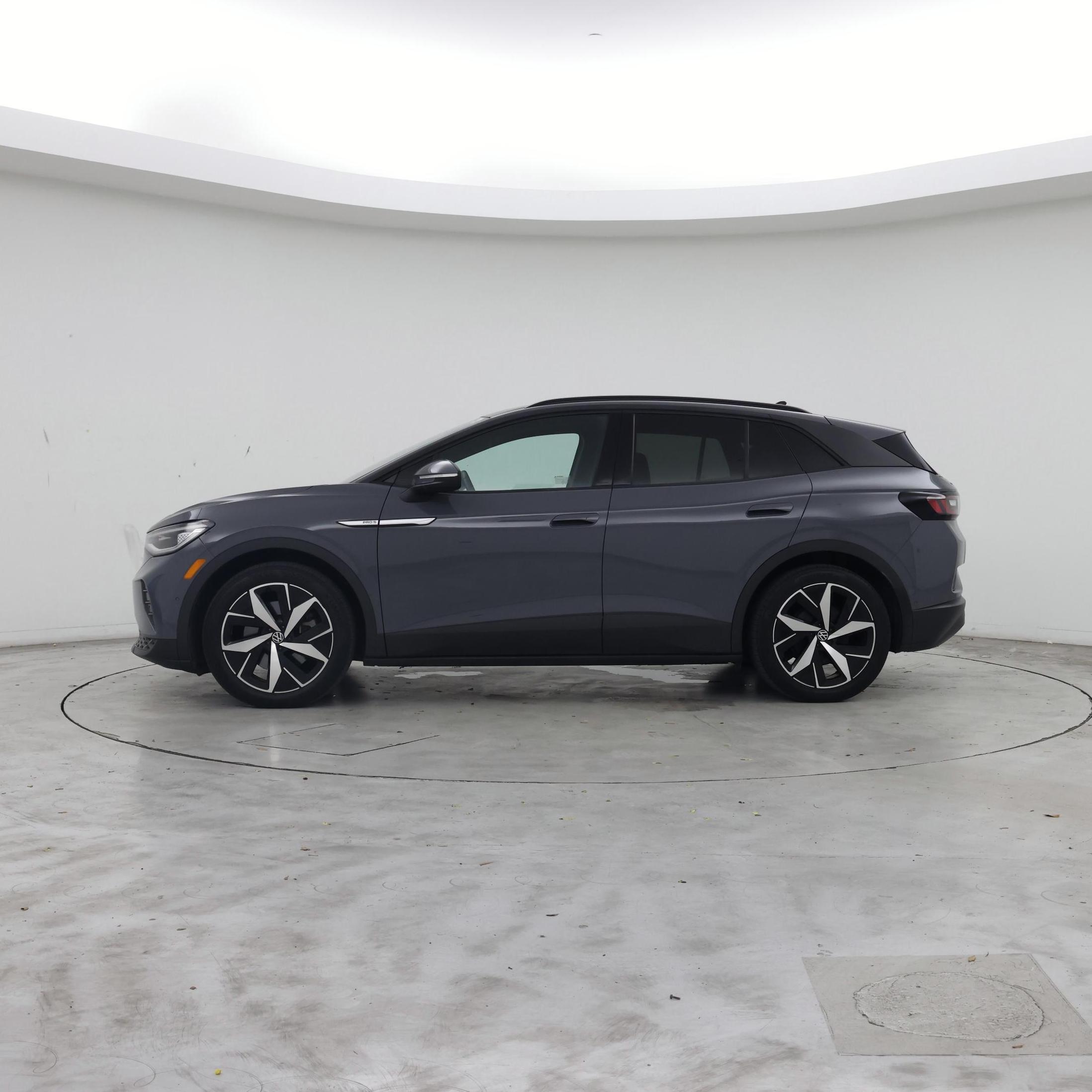 Thumbnail: 2023 Volkswagen ID.4 - 3