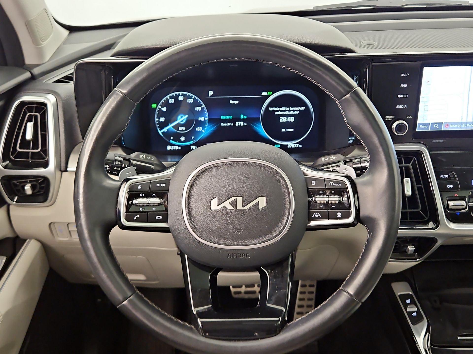 Thumbnail: 2023 Kia Sorento - 10