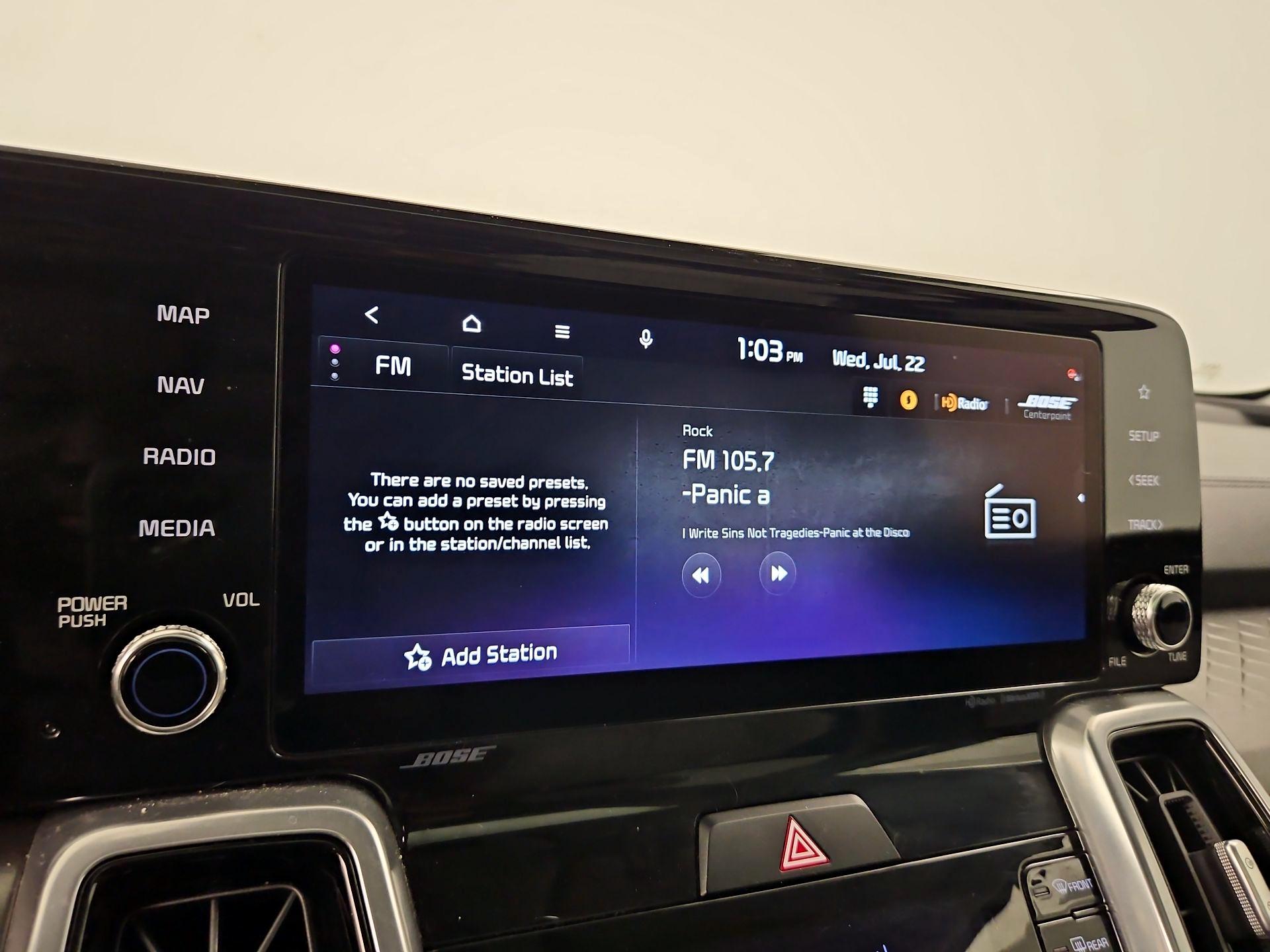 Thumbnail: 2023 Kia Sorento - 16