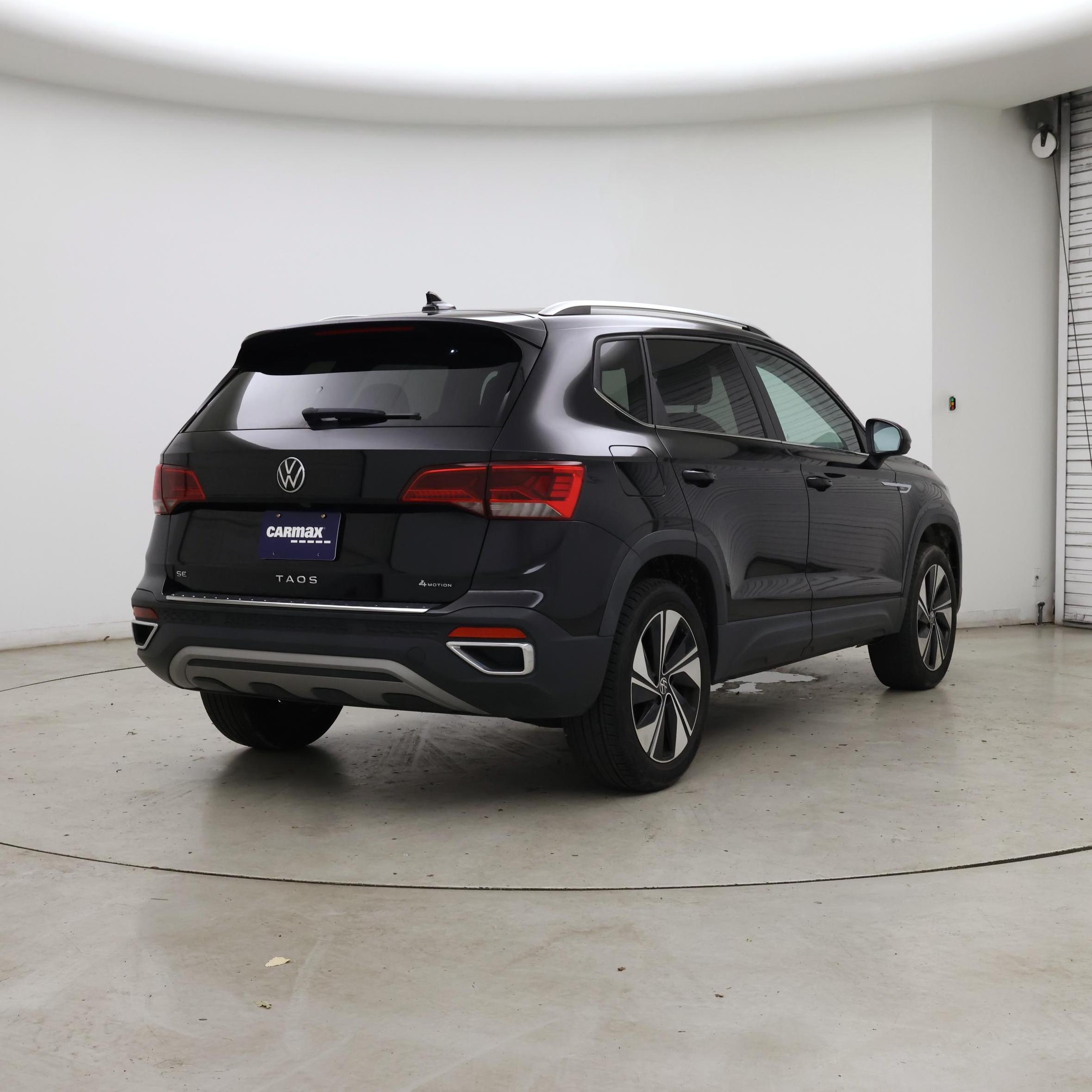 Thumbnail: 2023 Volkswagen Taos - 8
