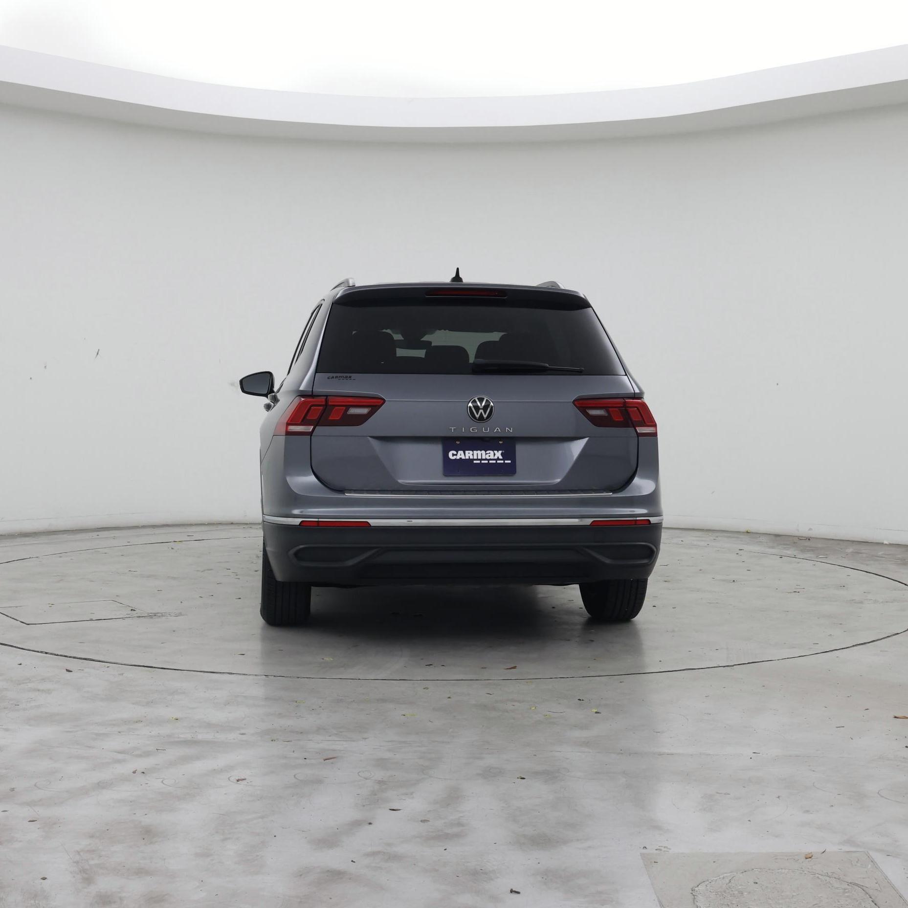 Thumbnail: 2023 Volkswagen Tiguan - 6