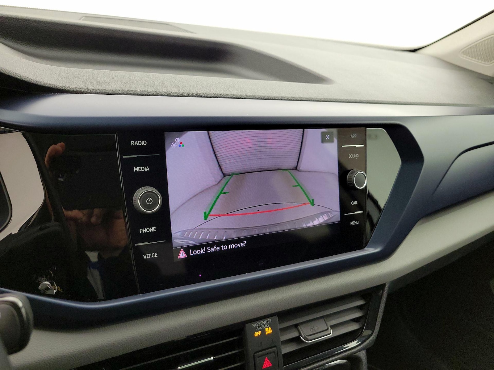 2023 Volkswagen Taos SE - Photo 15