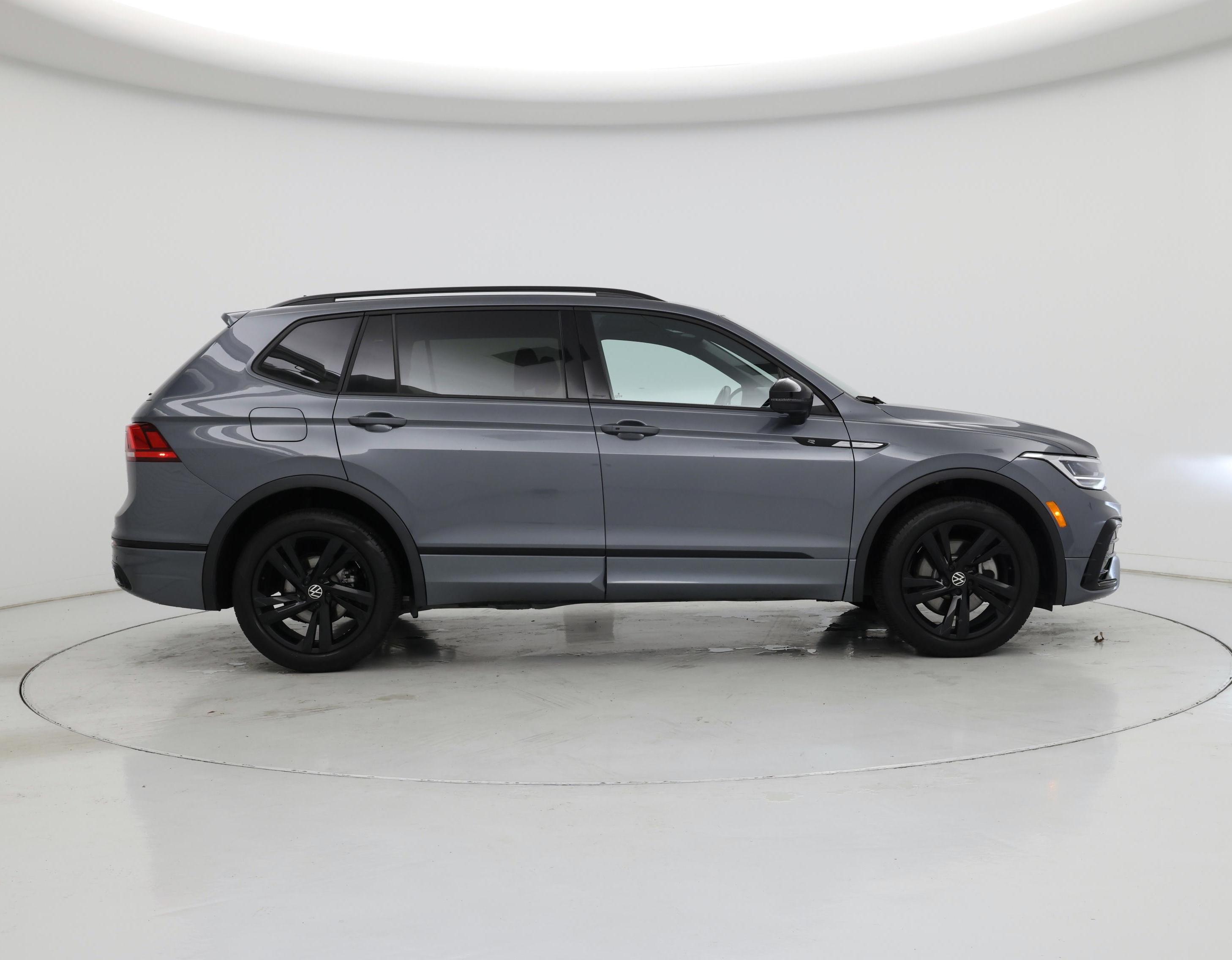 Thumbnail: 2024 Volkswagen Tiguan - 7