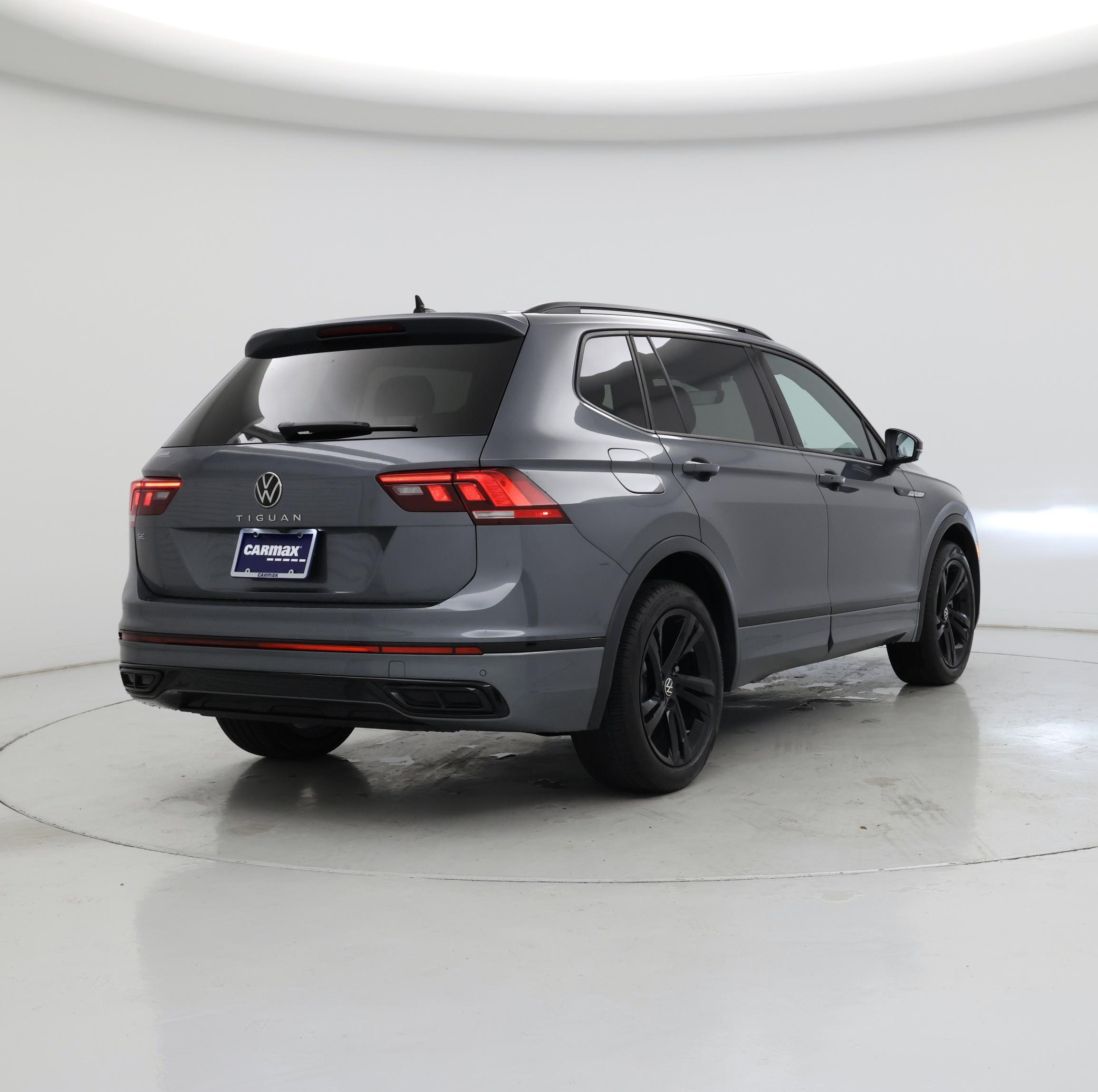 Thumbnail: 2024 Volkswagen Tiguan - 8