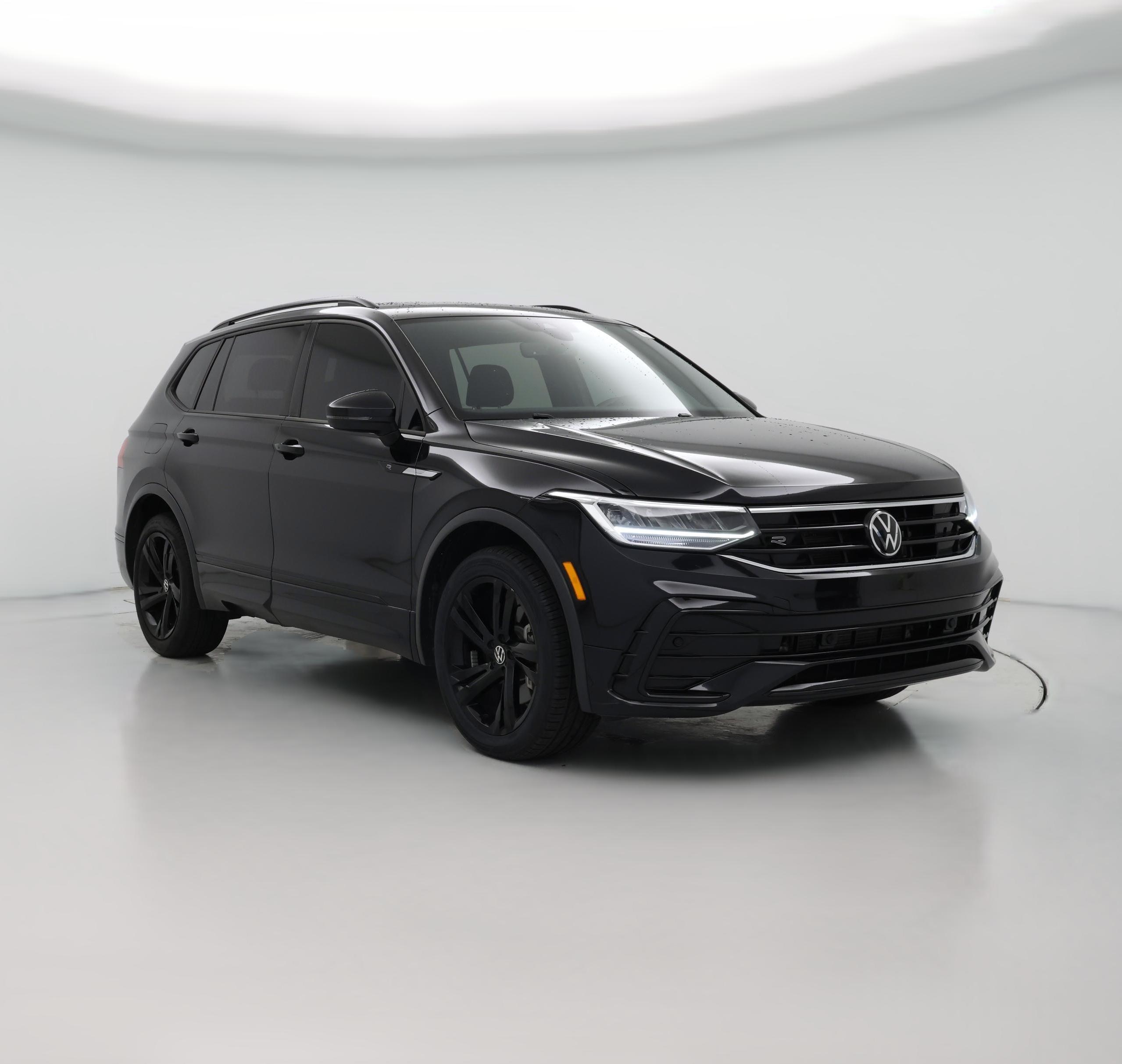 Thumbnail: 2023 Volkswagen Tiguan - 1