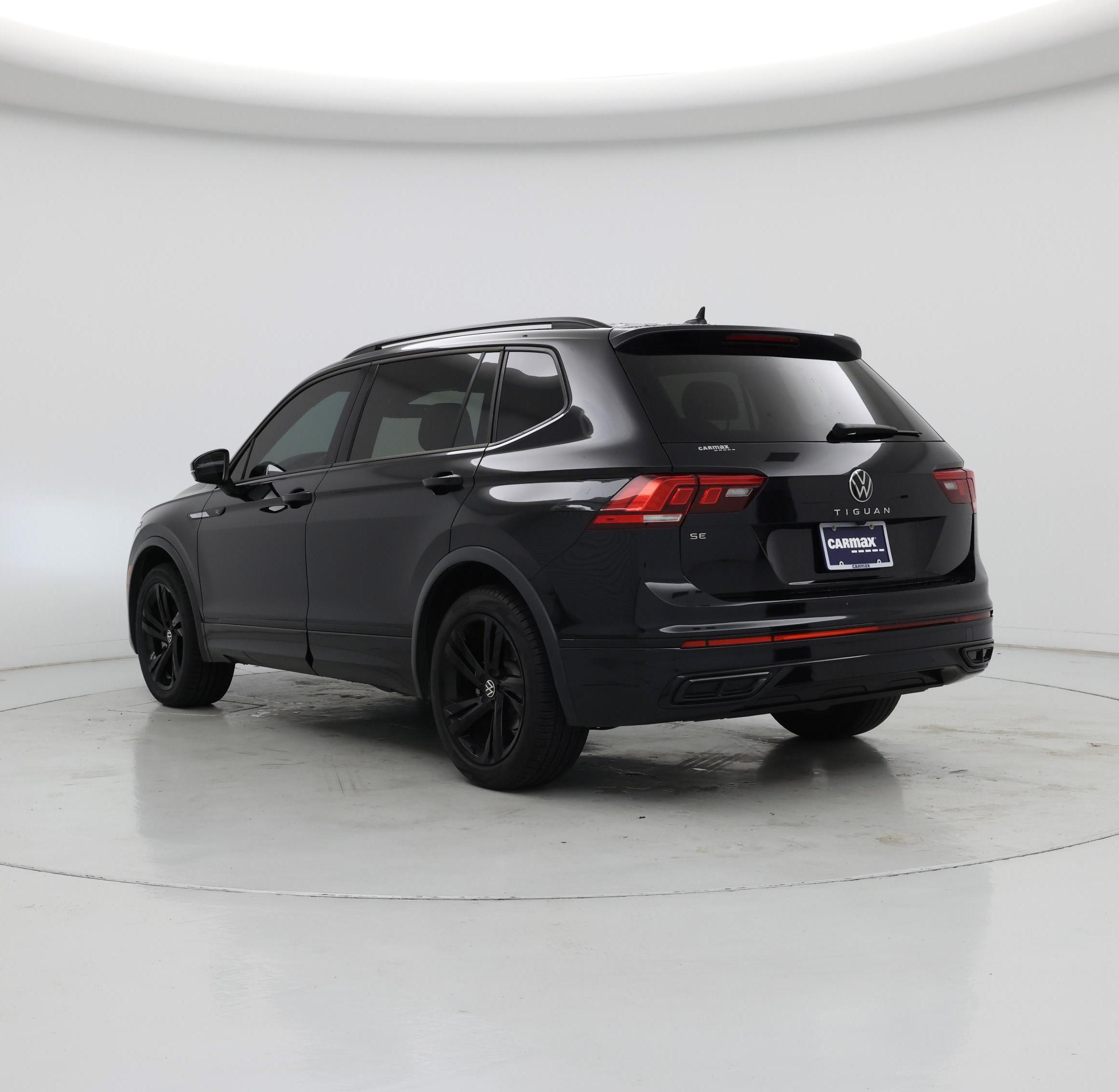Thumbnail: 2023 Volkswagen Tiguan - 2
