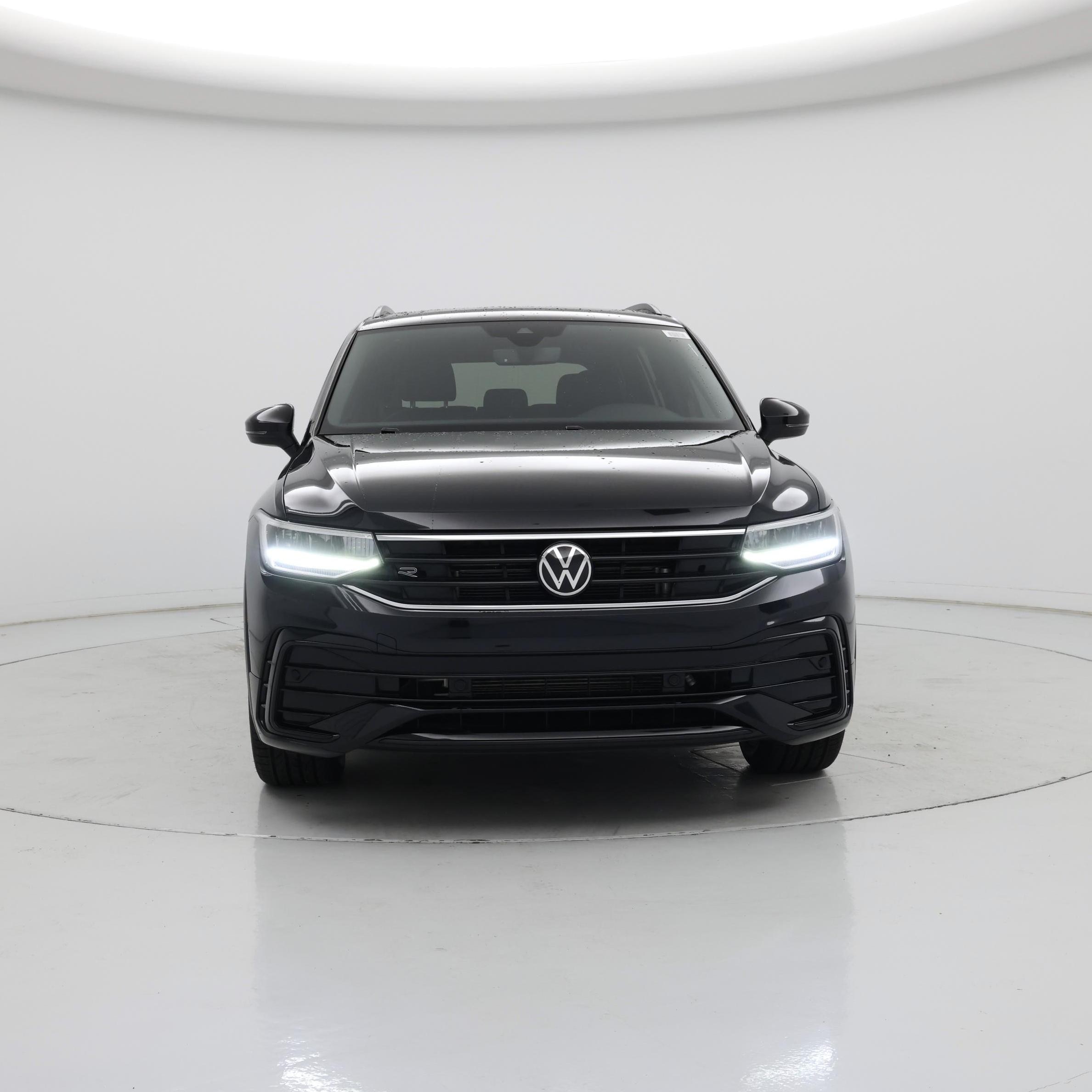 Thumbnail: 2023 Volkswagen Tiguan - 5
