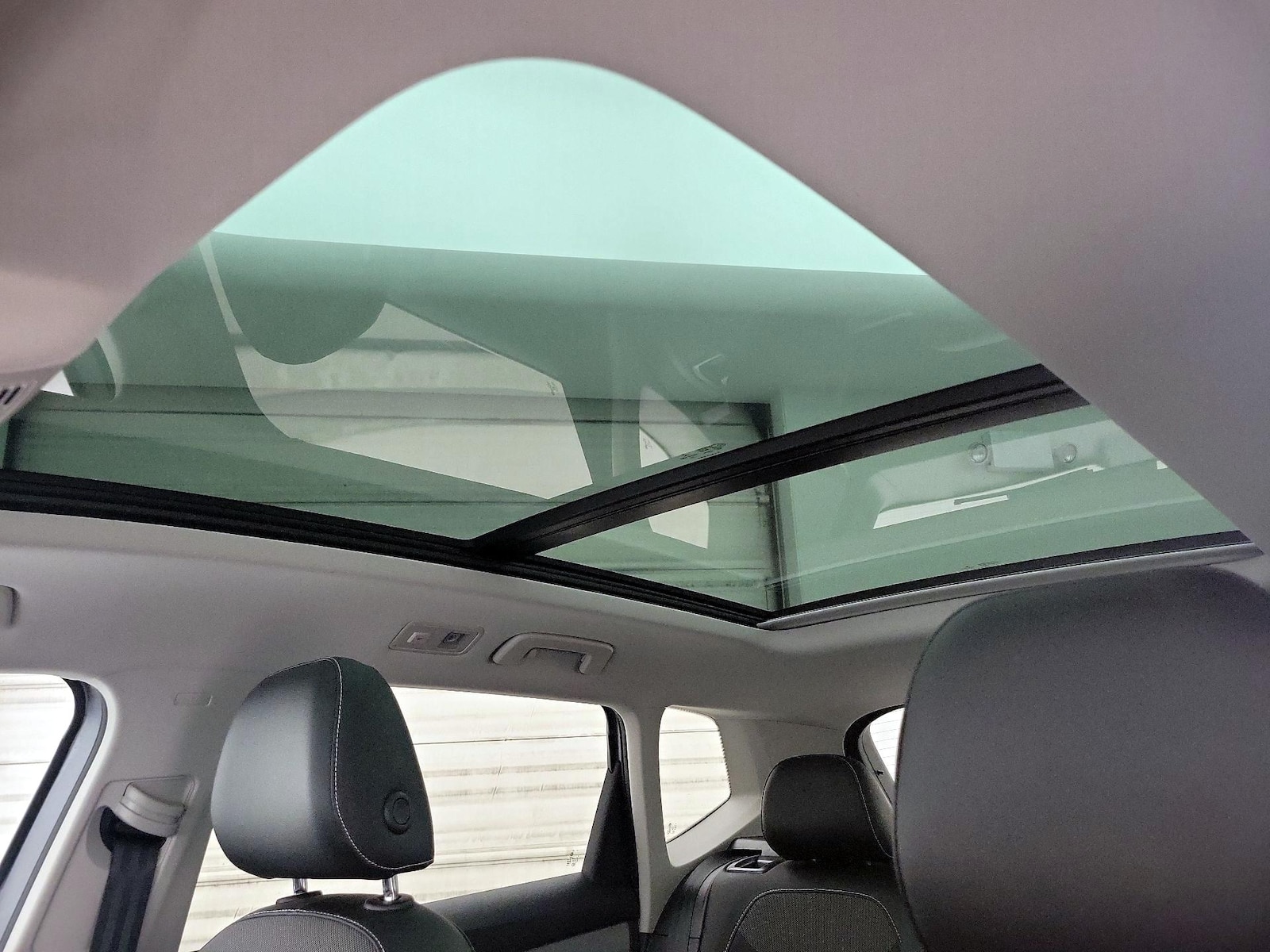 Panoramic Sunroof