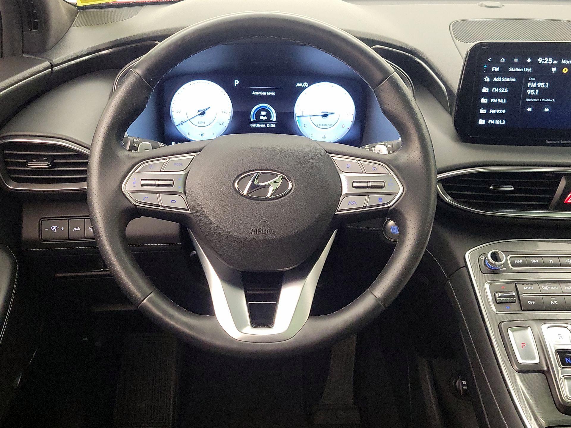 Thumbnail: 2023 Hyundai Santa Fe - 10