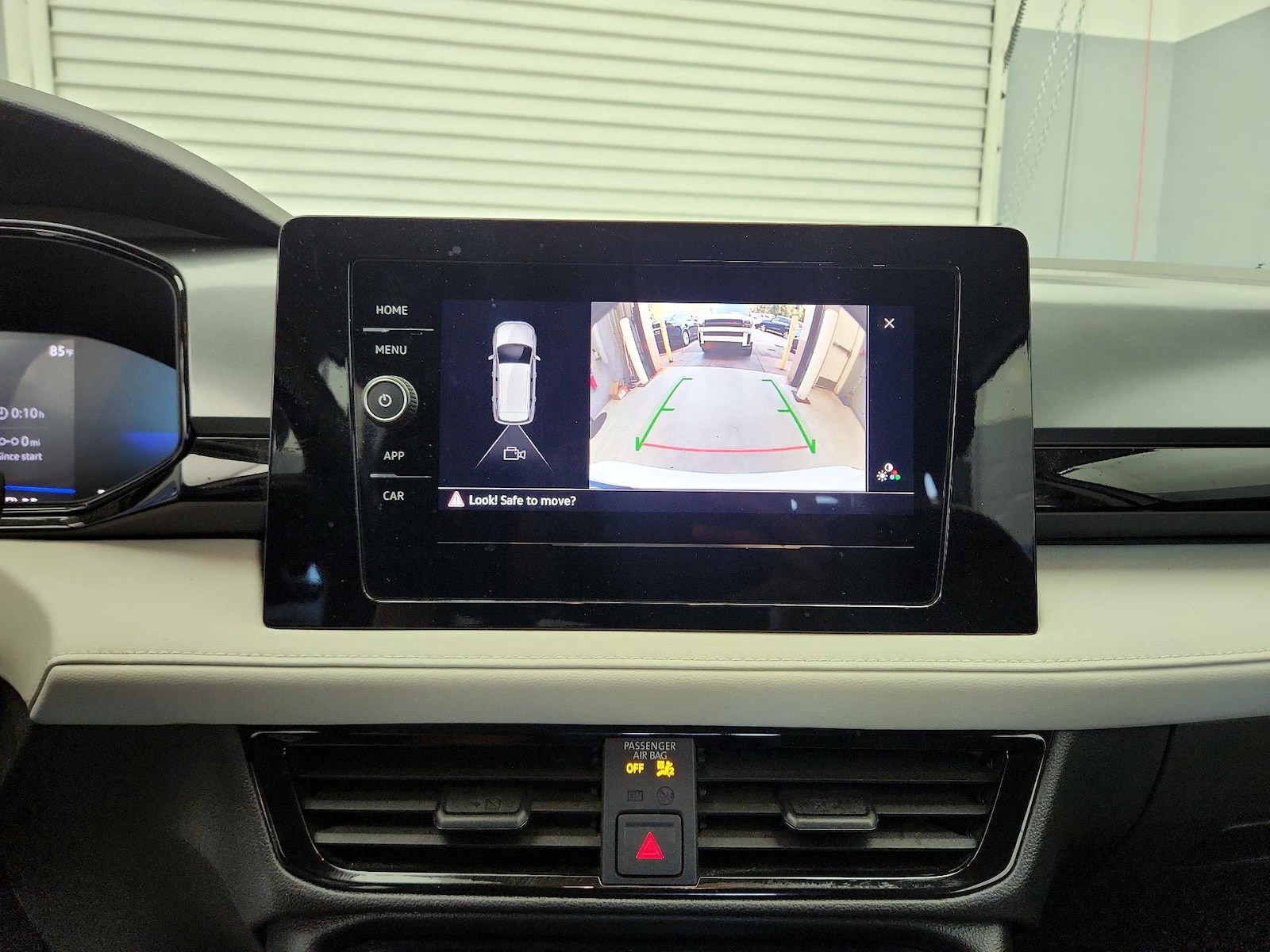 2025 Volkswagen Taos S - Photo 15