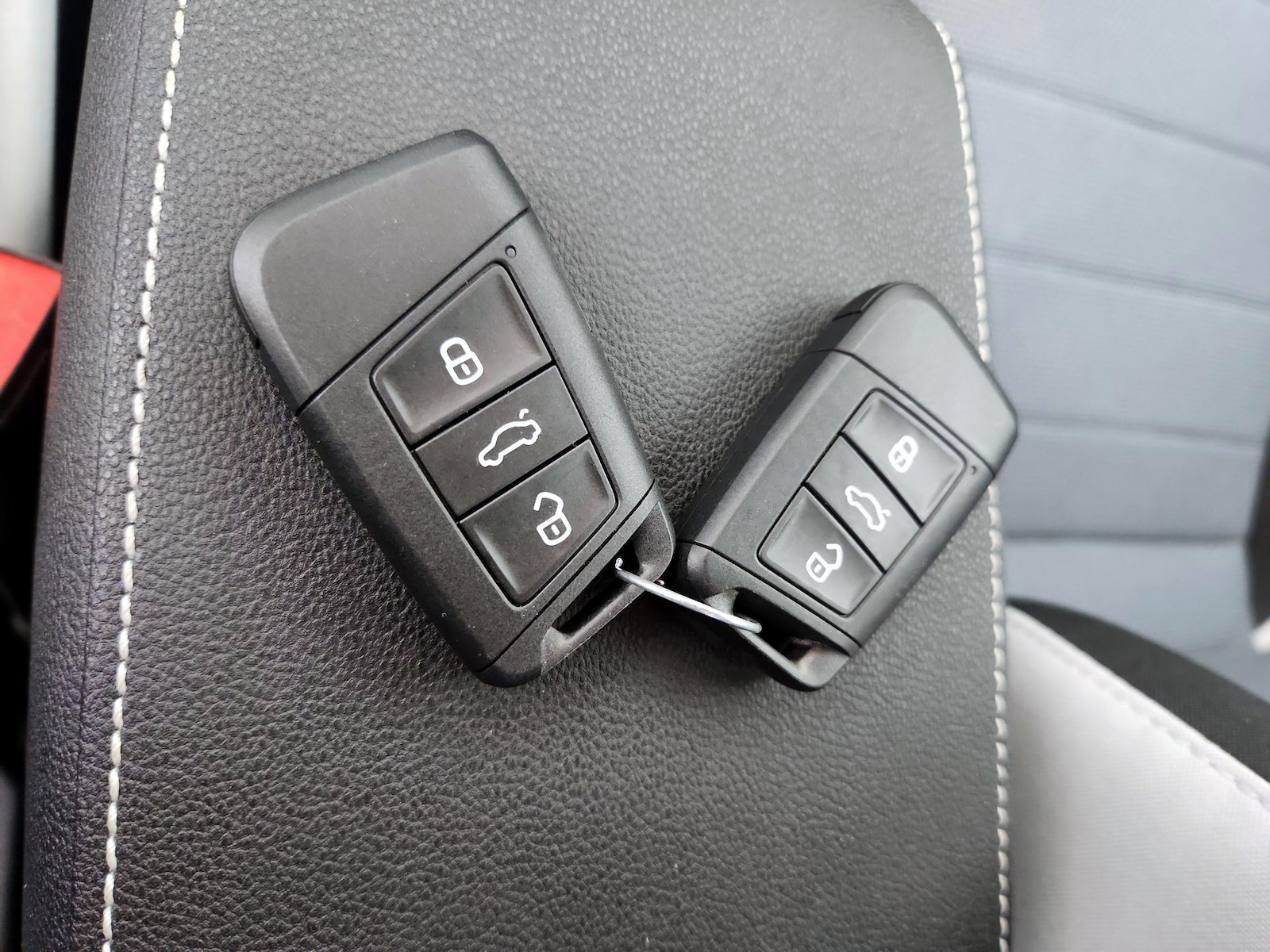 2025 Volkswagen Taos S - Photo 23