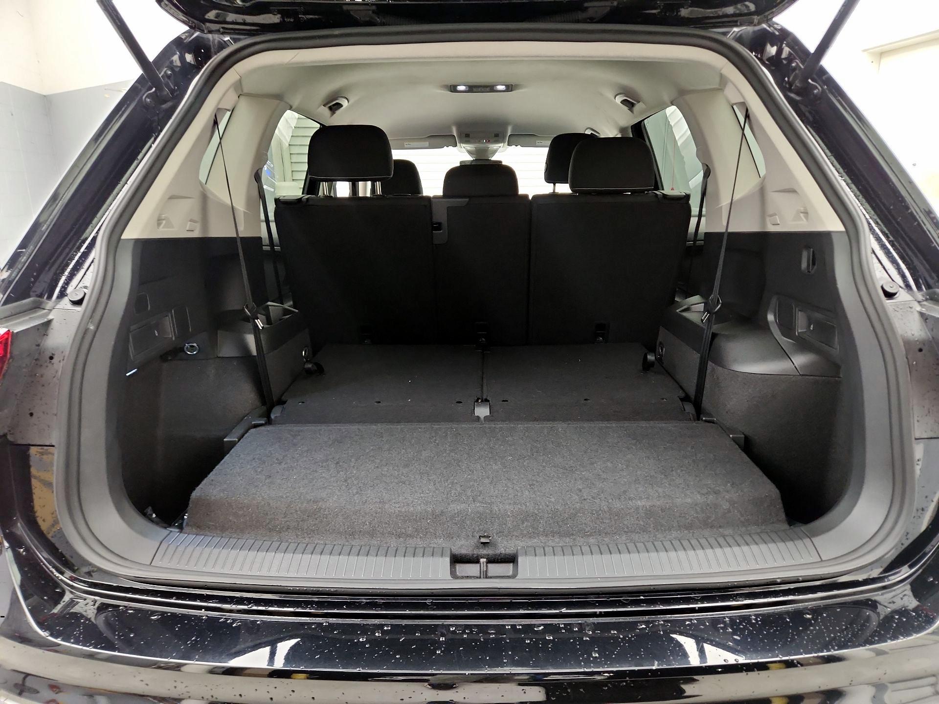 Thumbnail: 2024 Volkswagen Tiguan - 20