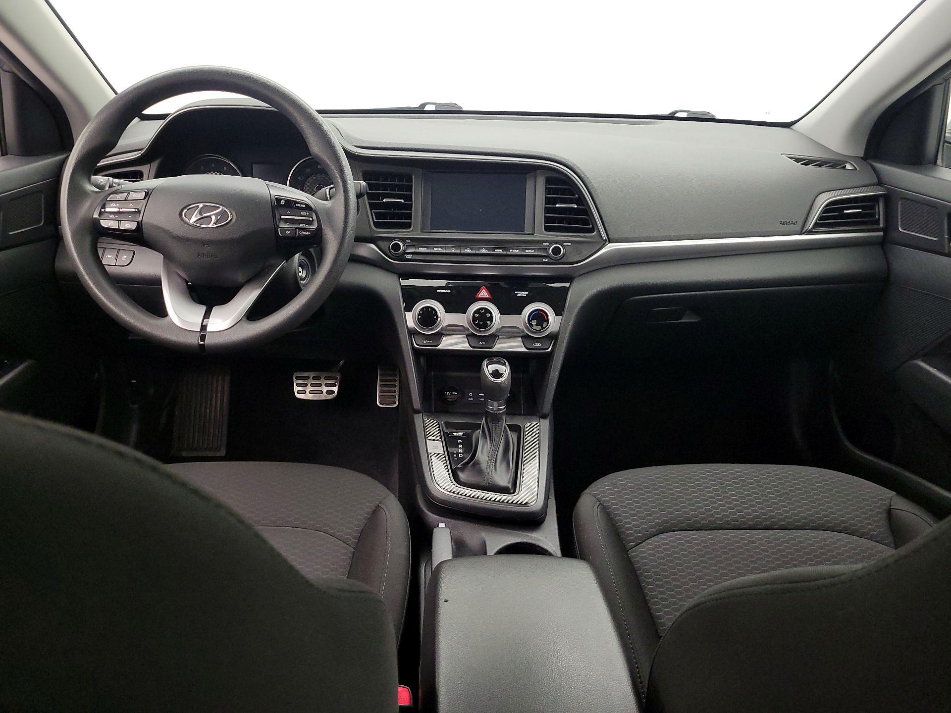 Thumbnail: 2019 Hyundai Elantra - 9