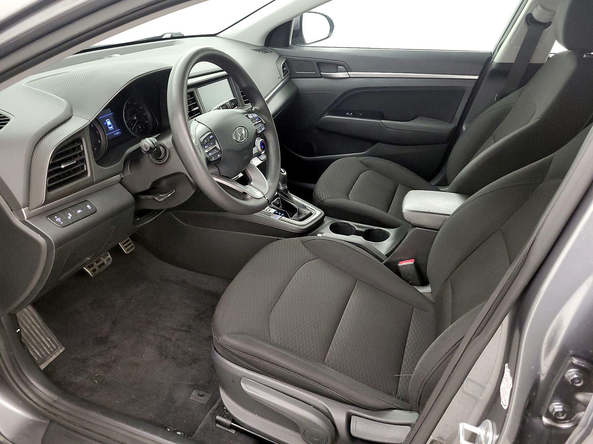 Thumbnail: 2019 Hyundai Elantra - 11
