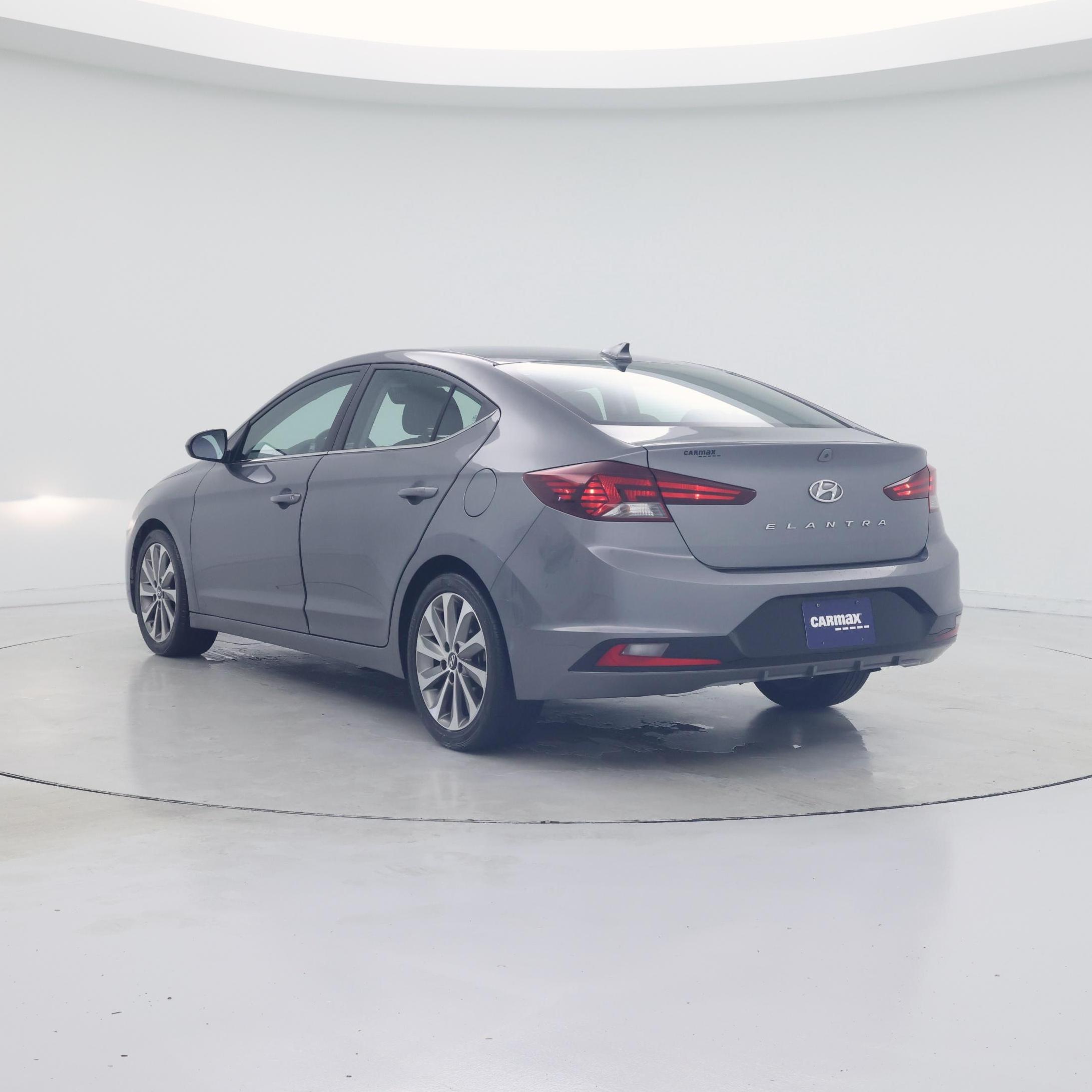 Thumbnail: 2019 Hyundai Elantra - 2