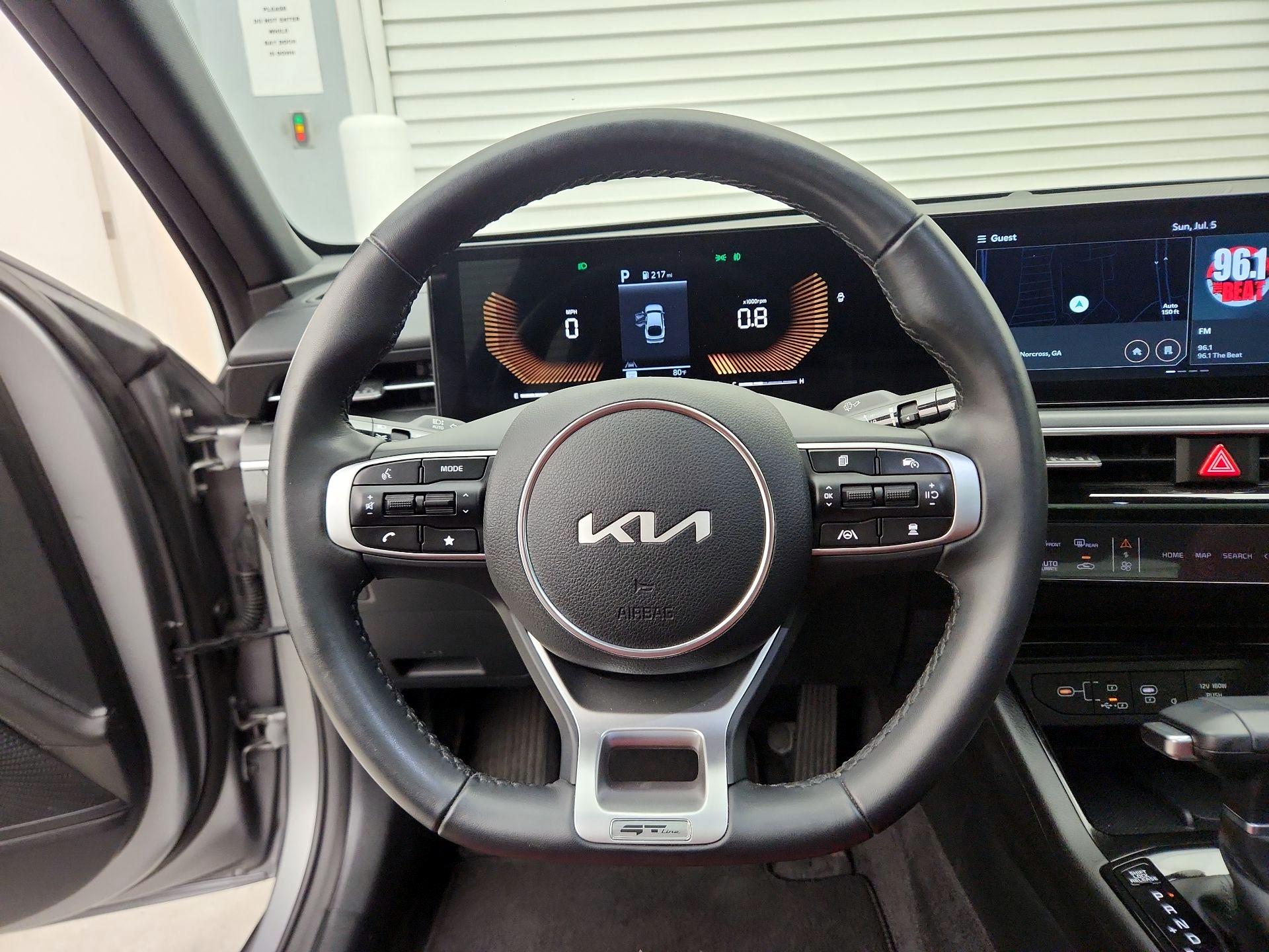 Thumbnail: 2025 Kia K5 - 10