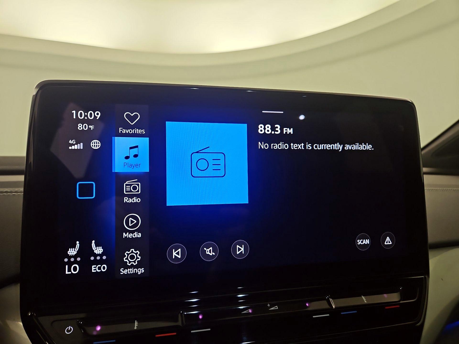 Thumbnail: 2023 Volkswagen ID.4 - 14