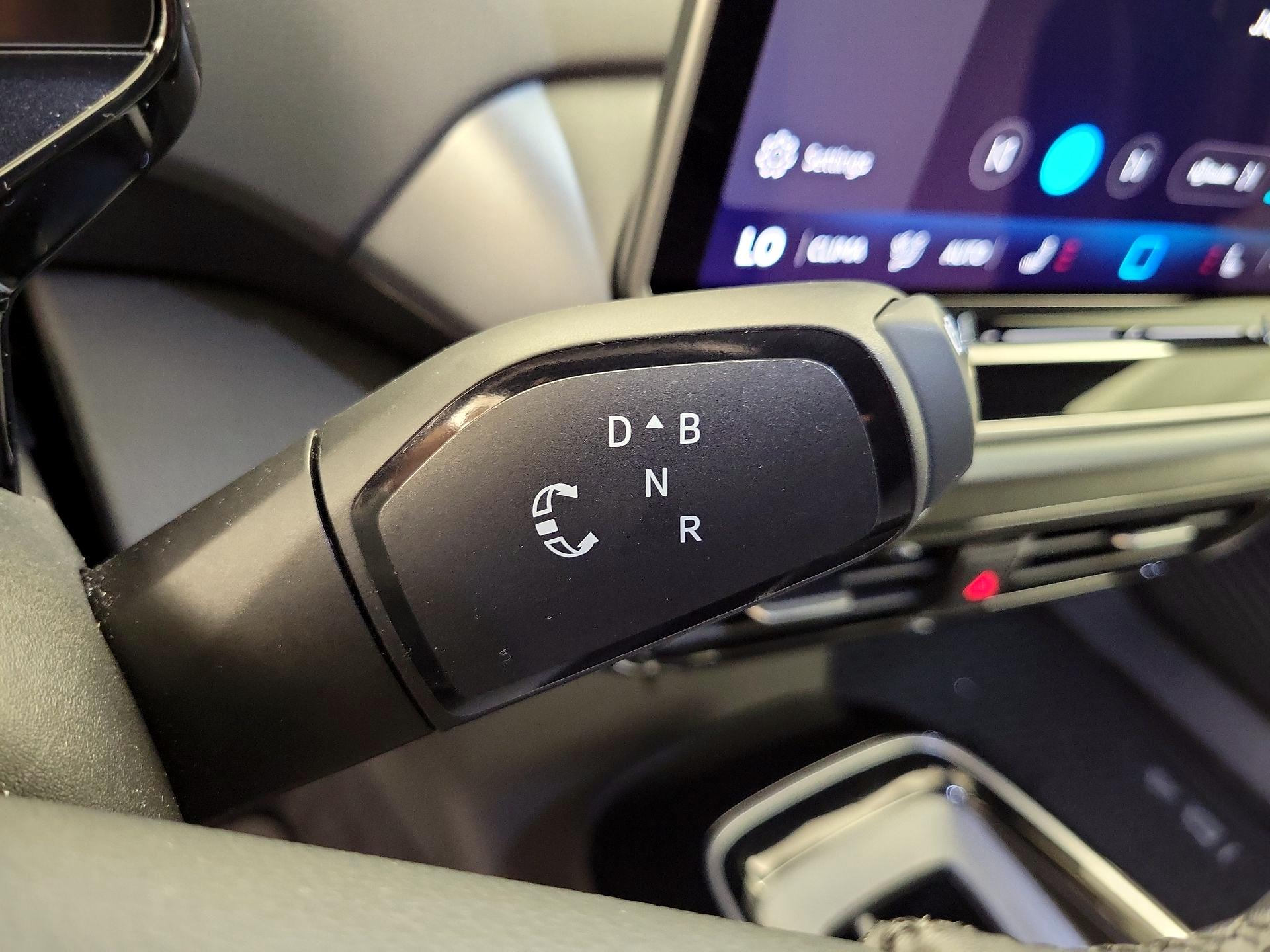Thumbnail: 2025 Volkswagen ID.4 - 18