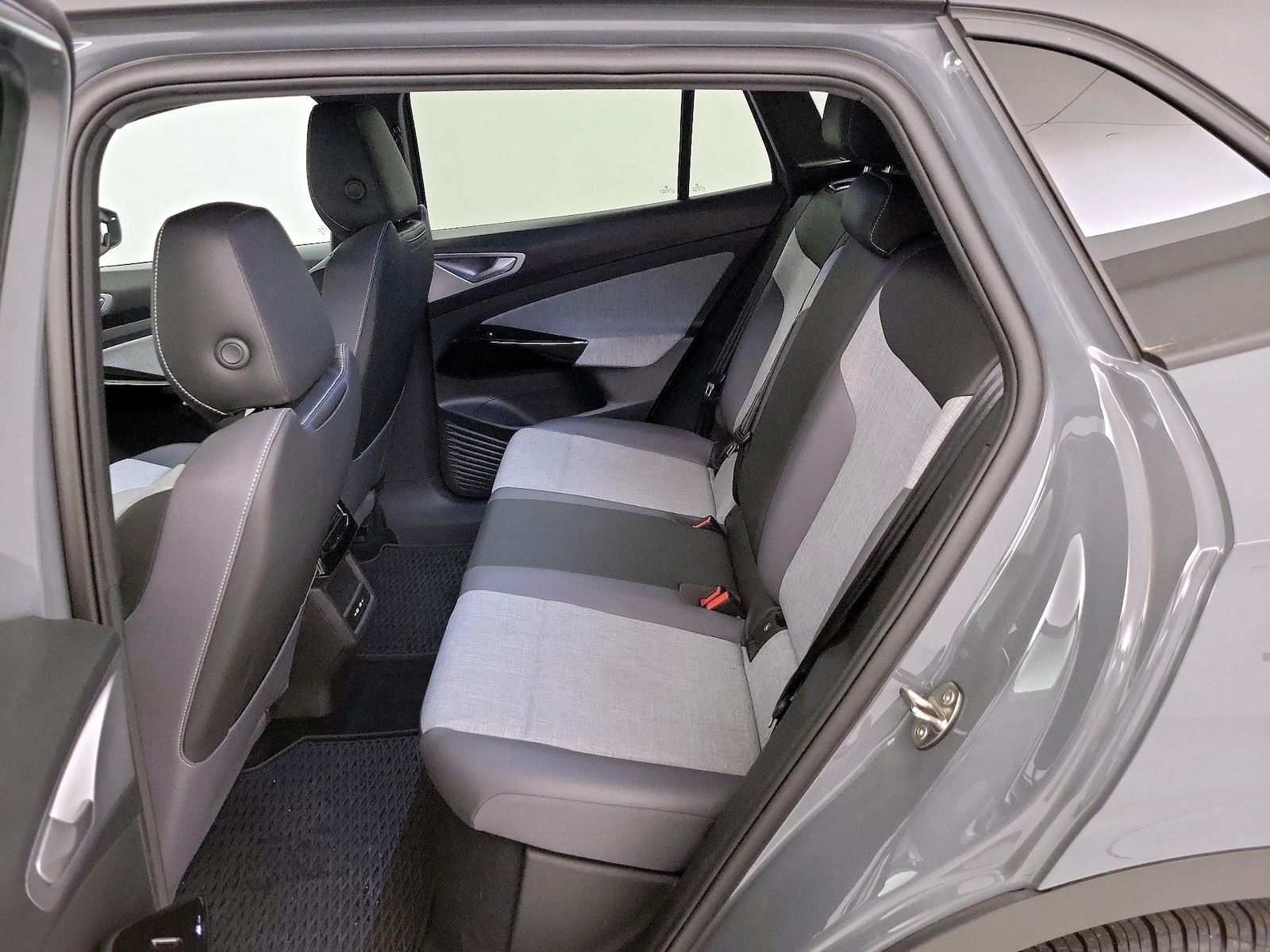 2025 Volkswagen ID.4 PRO - Photo 21