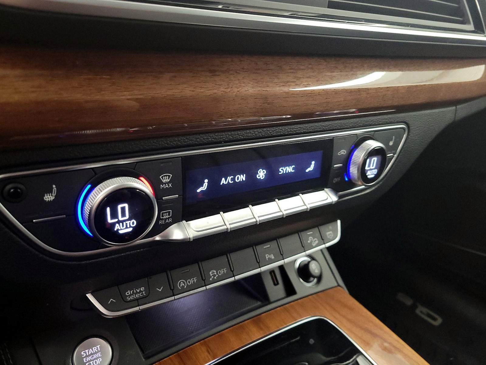 2023 Audi Q5 Premium Plus - Photo 17