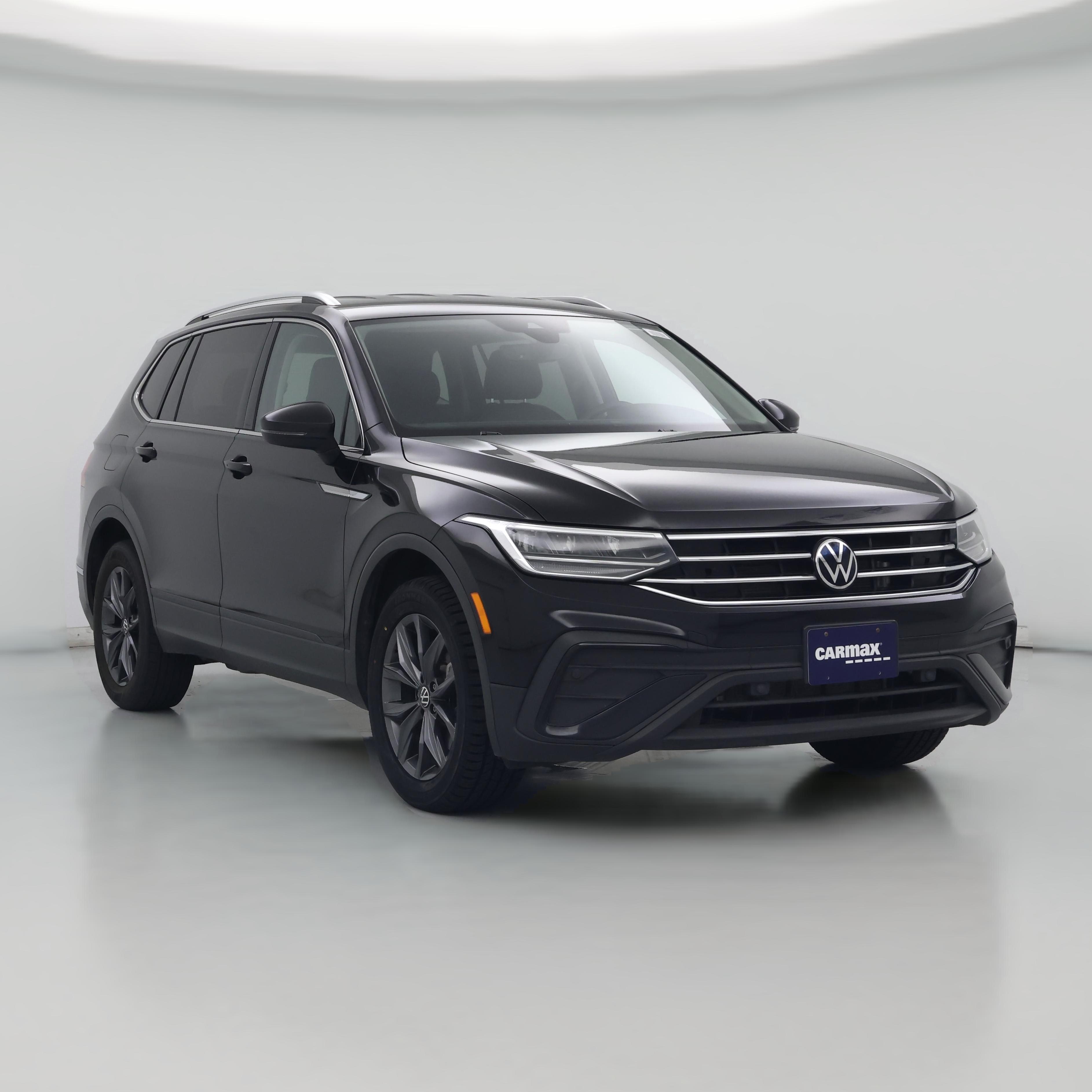 Thumbnail: 2022 Volkswagen Tiguan - 1