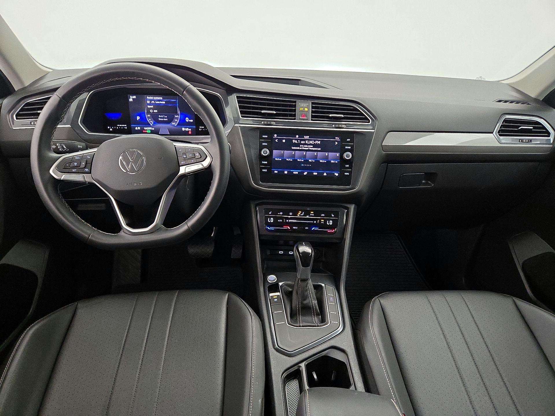 Thumbnail: 2022 Volkswagen Tiguan - 9