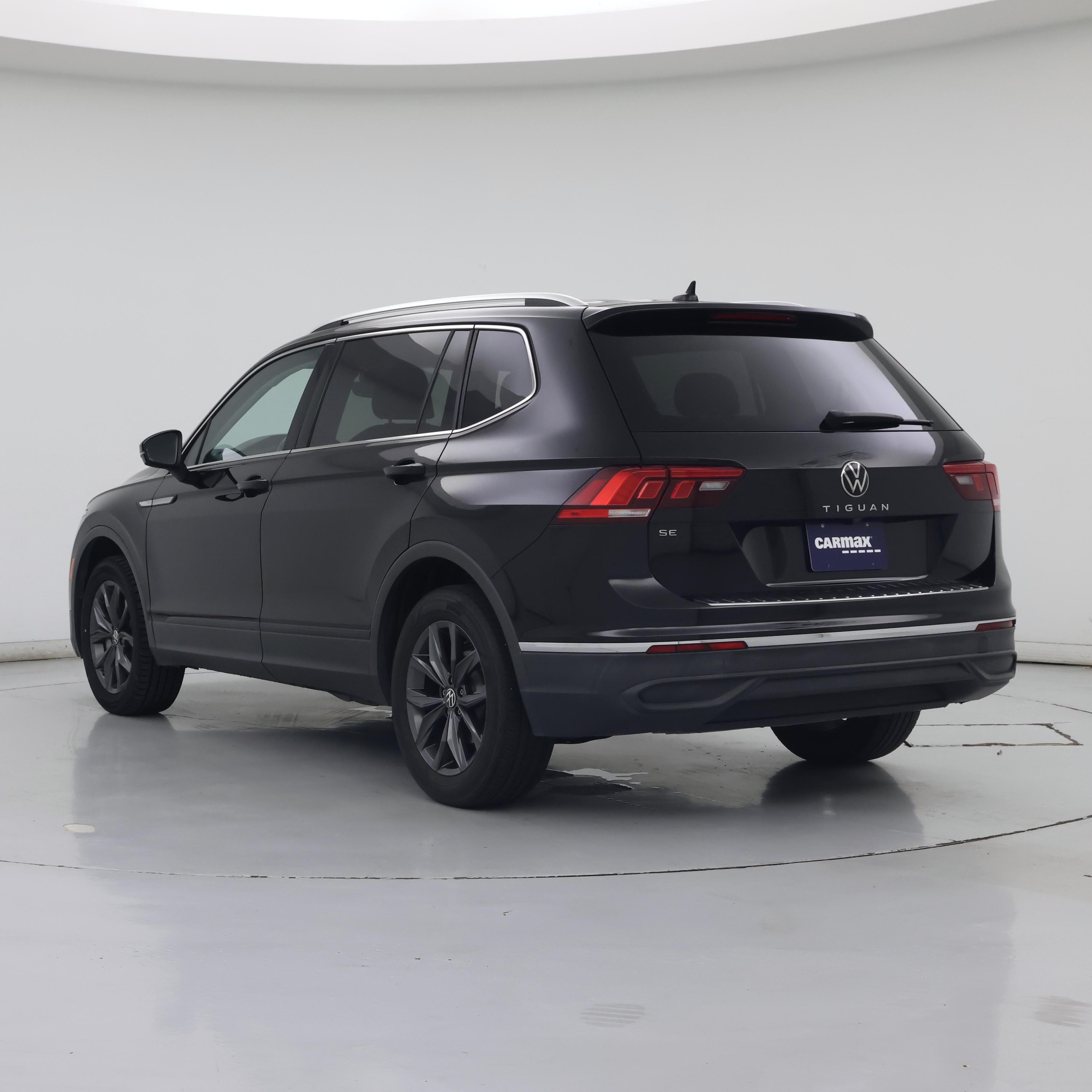 Thumbnail: 2022 Volkswagen Tiguan - 2