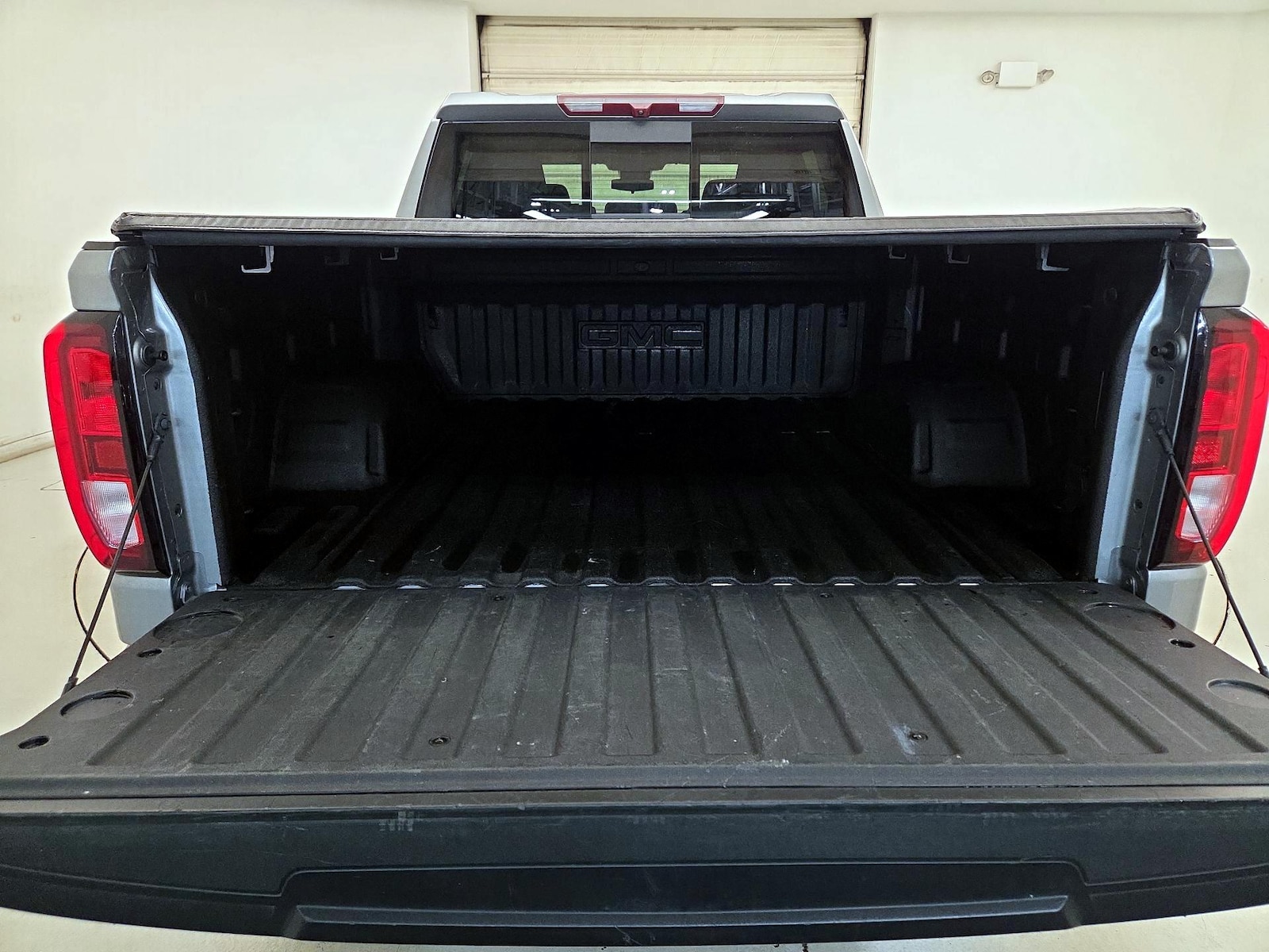 2023 GMC Sierra 1500 Elevation - Photo 19