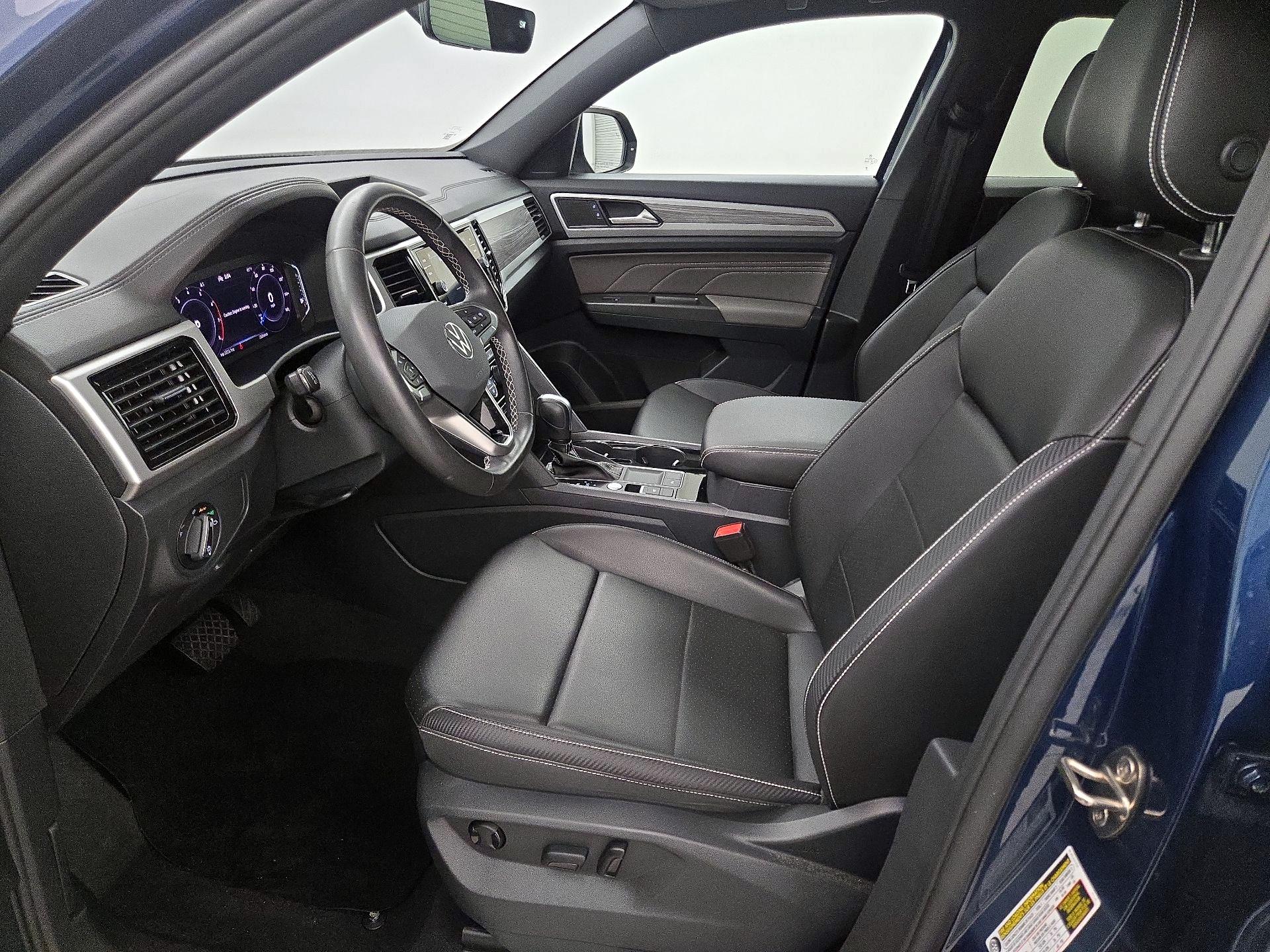 Thumbnail: 2023 Volkswagen Atlas - 11