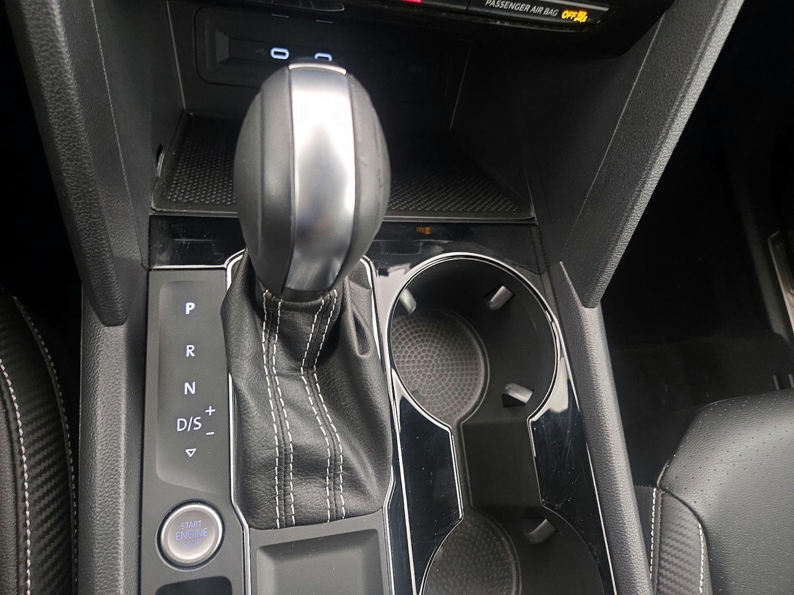 2023 Volkswagen Atlas Cross Sport SE w/Tech - Photo 18