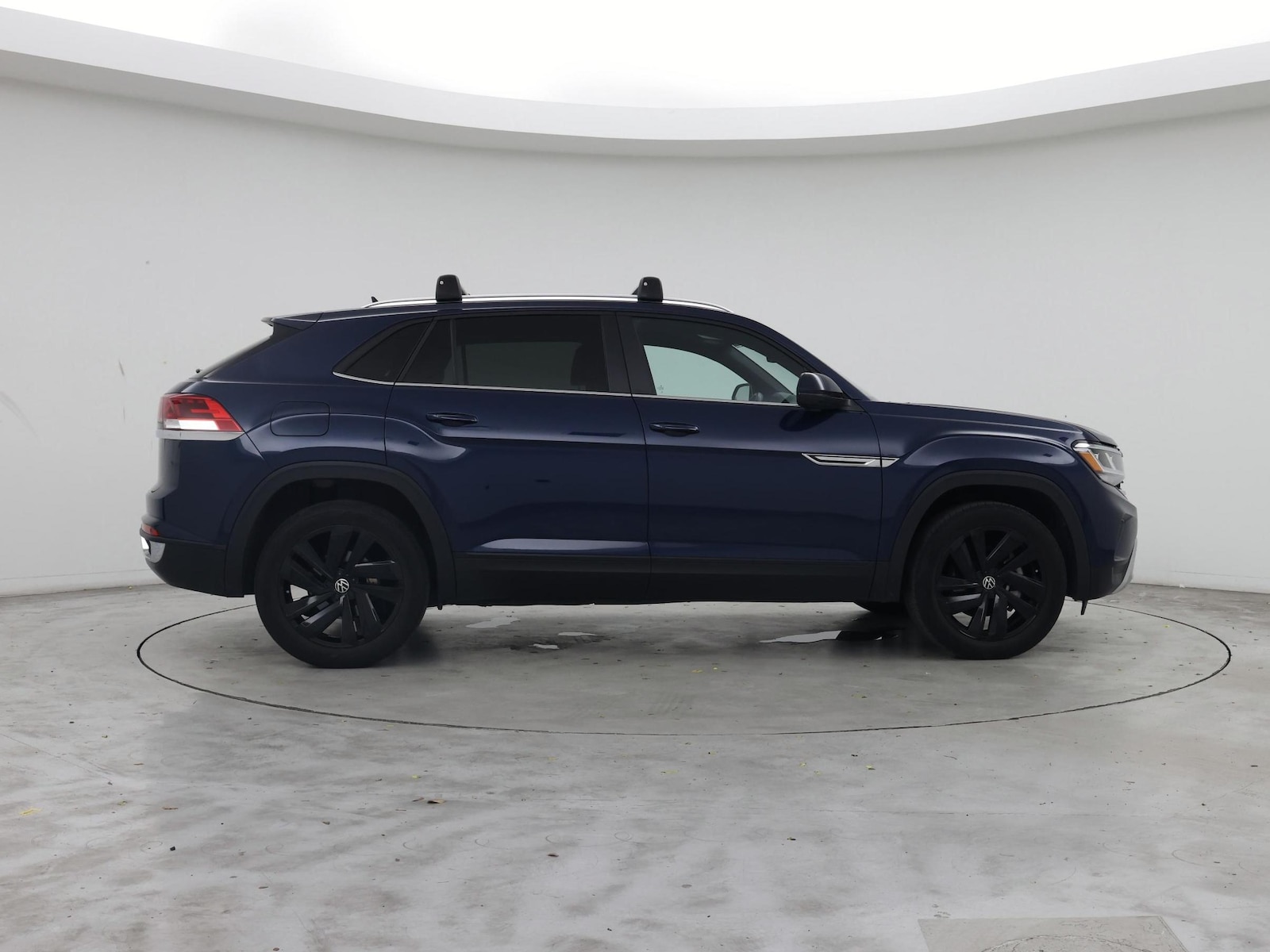 2023 Volkswagen Atlas Cross Sport SE w/Tech - Photo 8