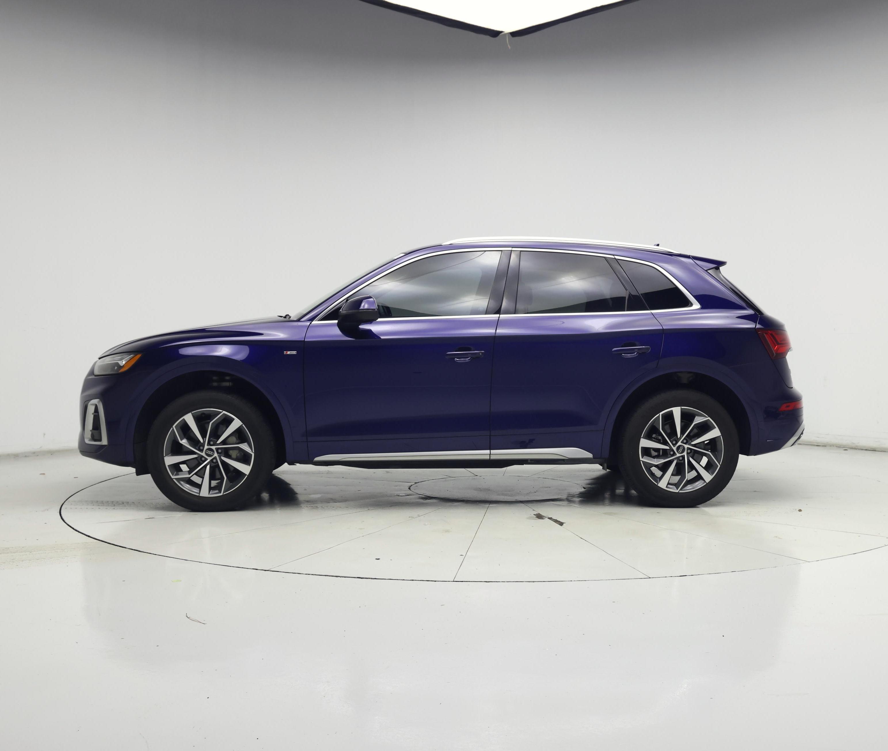 Thumbnail: 2023 Audi Q5 - 3