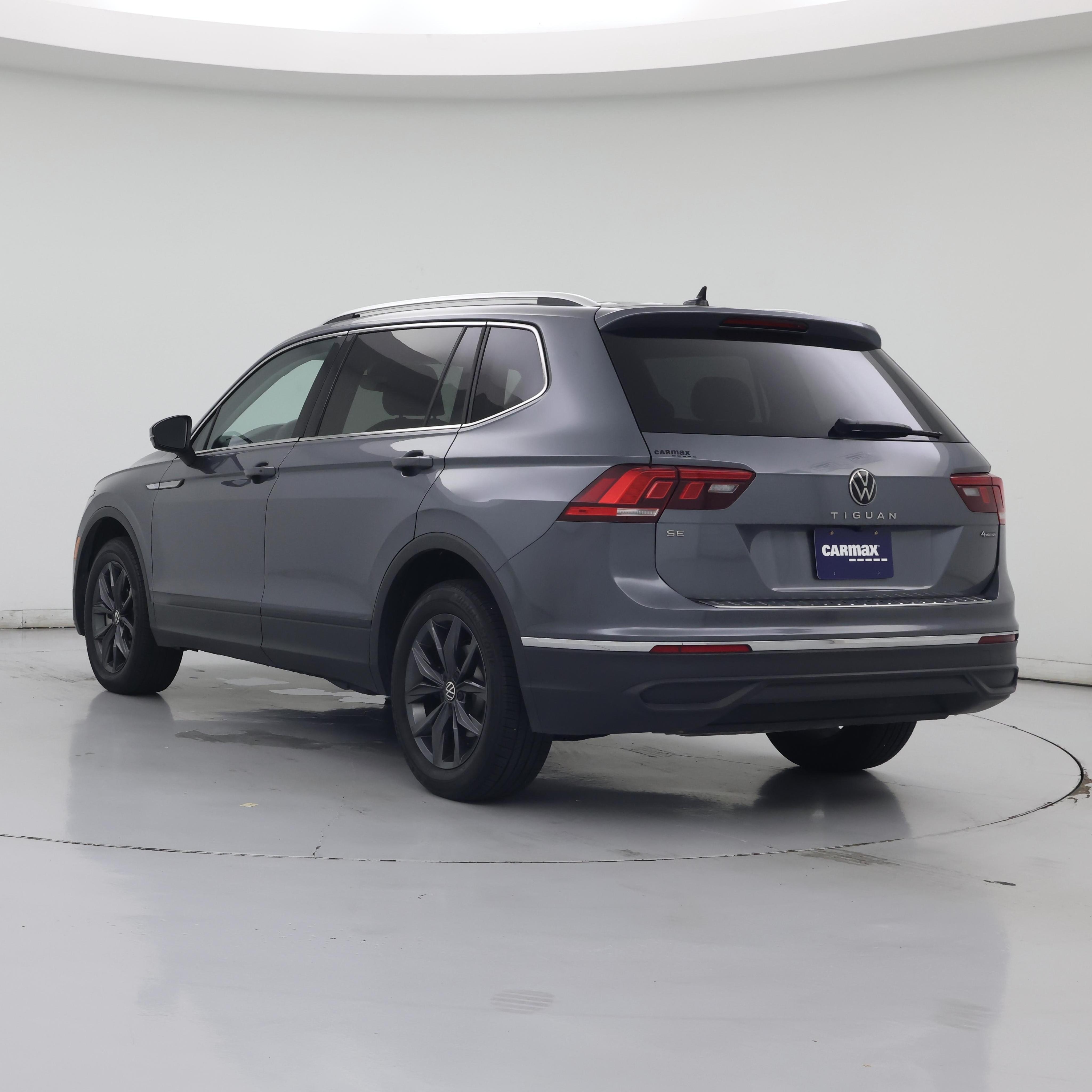 Thumbnail: 2023 Volkswagen Tiguan - 2