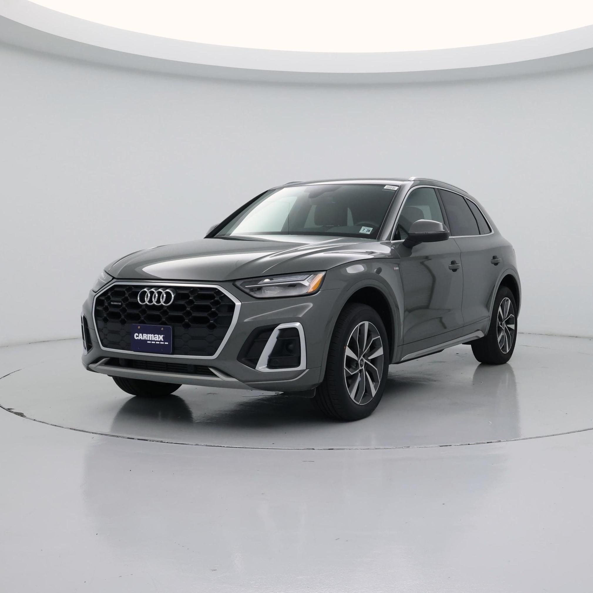 Thumbnail: 2023 Audi Q5 - 4